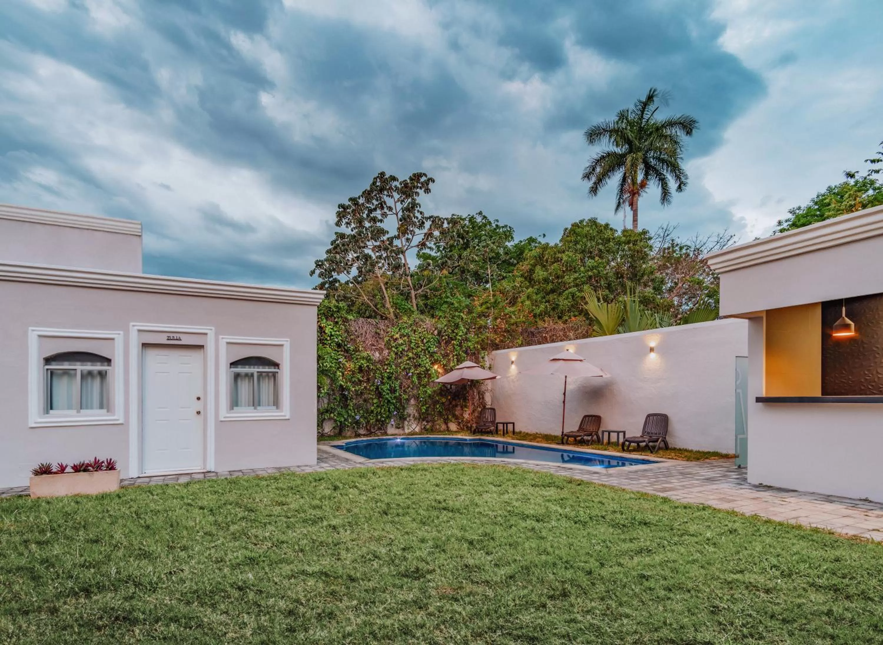 Swimming pool in Chanpaal Hotel Boutique - Only Adults