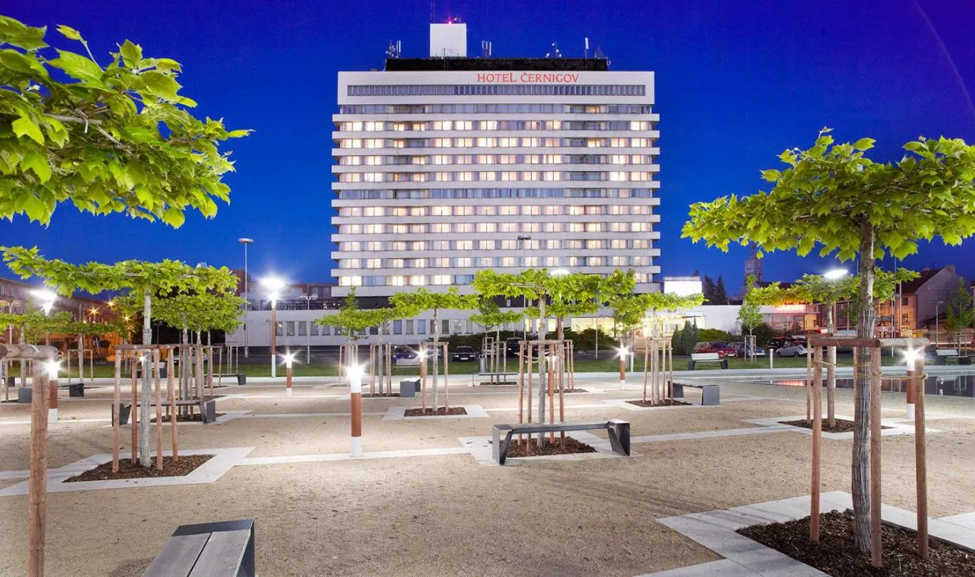 Facade/entrance in Hotel Cernigov