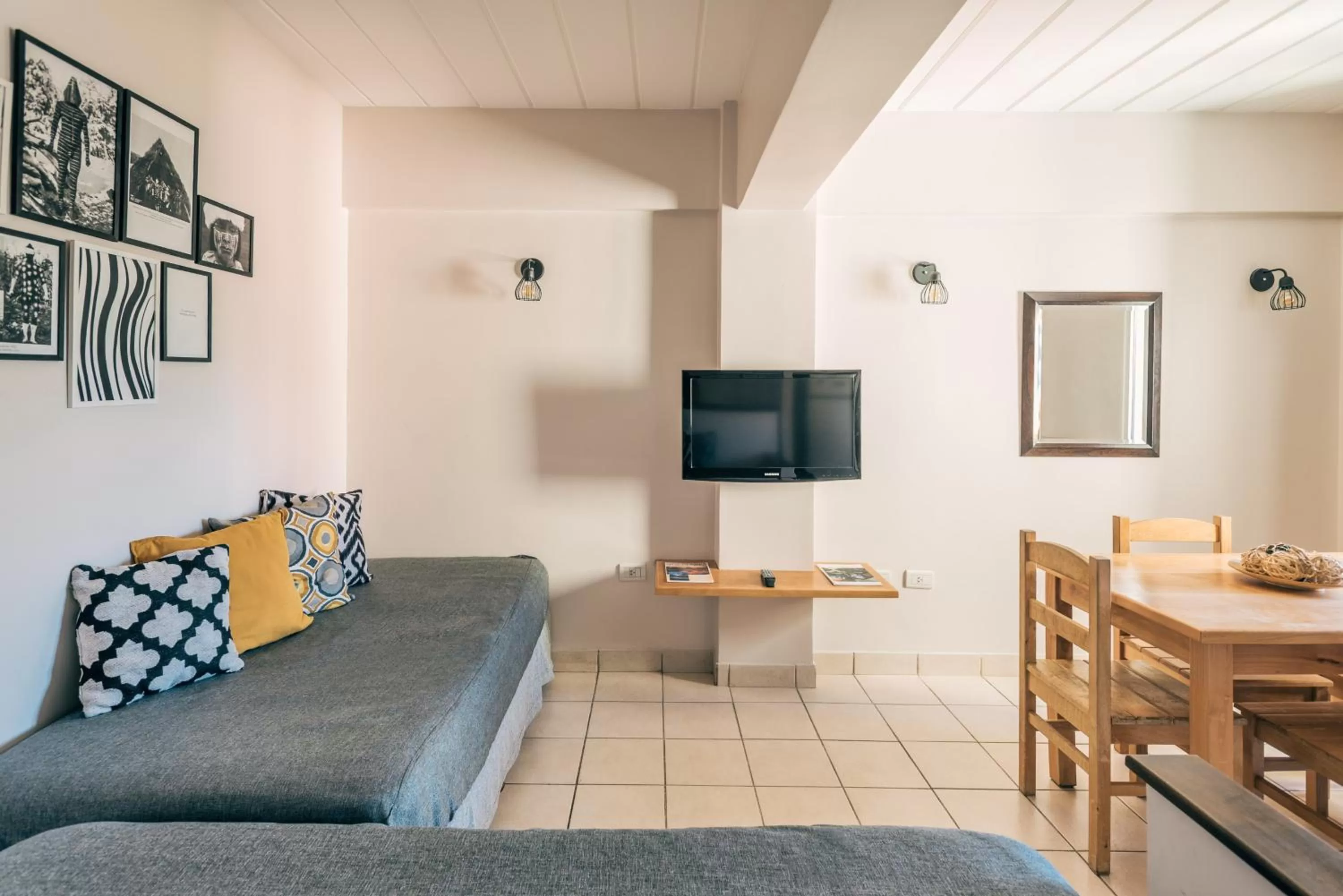Communal lounge/ TV room, Seating Area in Riviera Fueguina Apartments