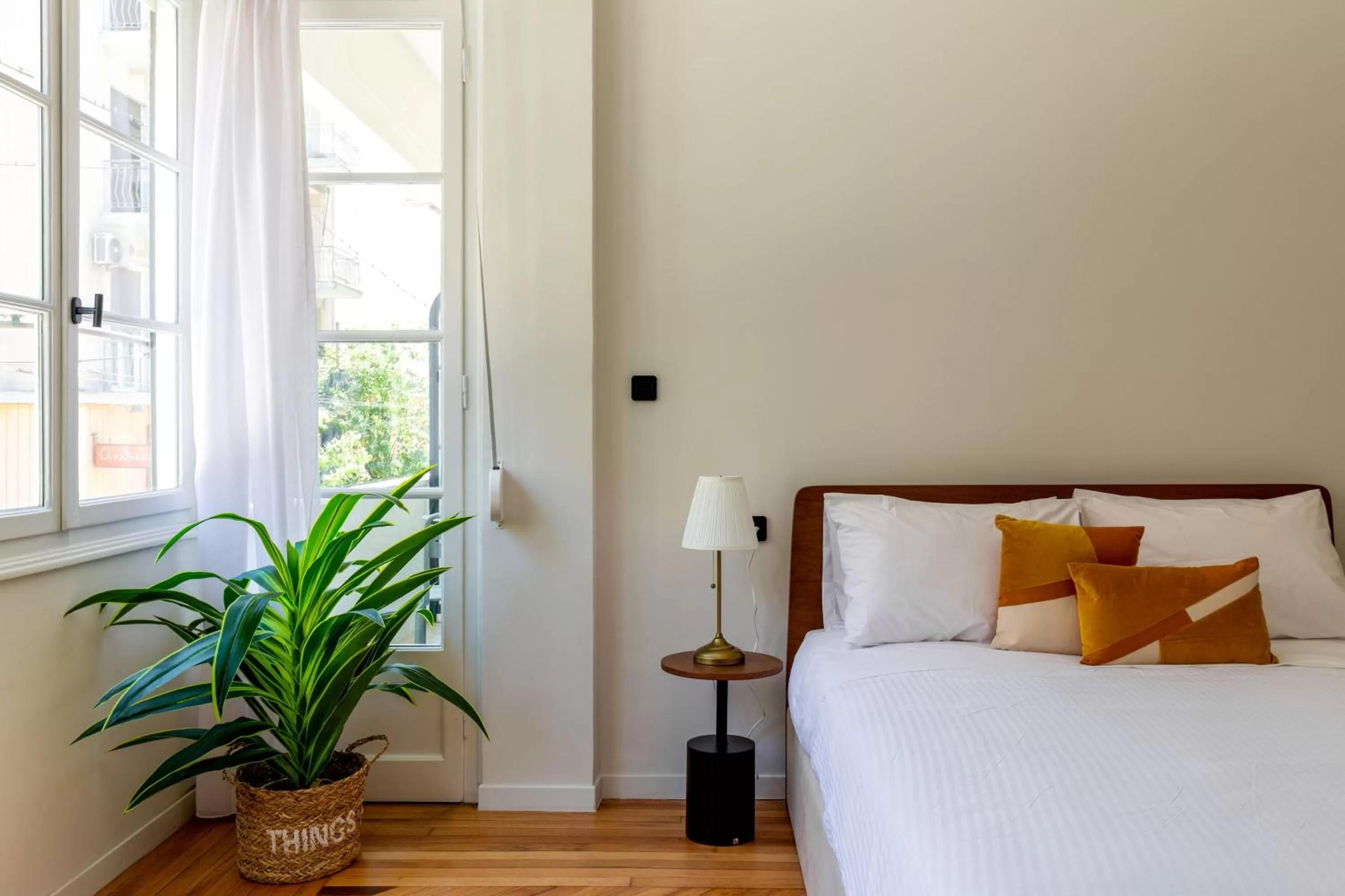 Bed in ZOIA The Met by UPSTREET