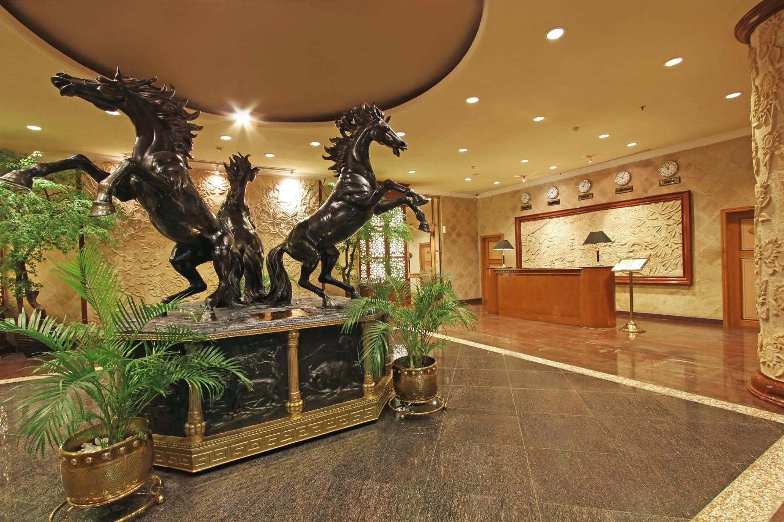Lobby or reception in Harmoni Suites Hotel