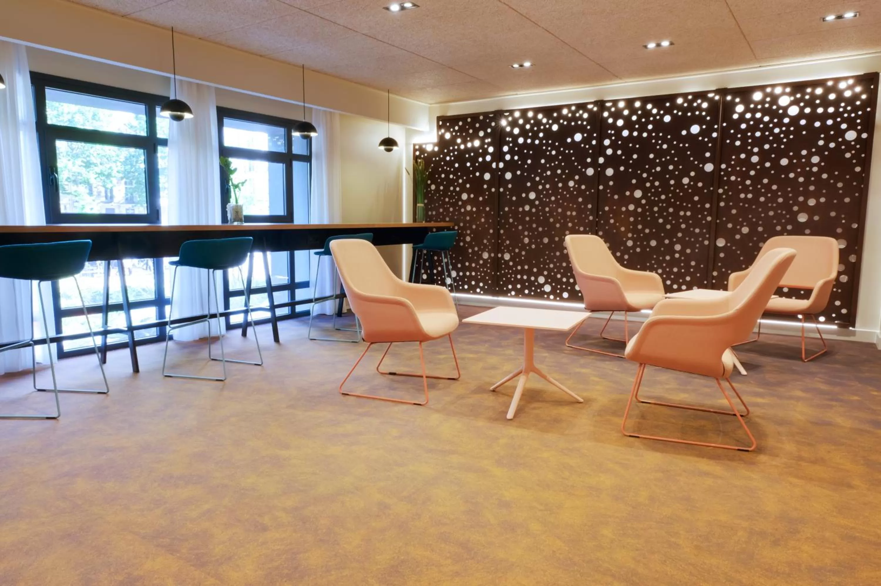 Seating area in Mercure Perpignan Centre