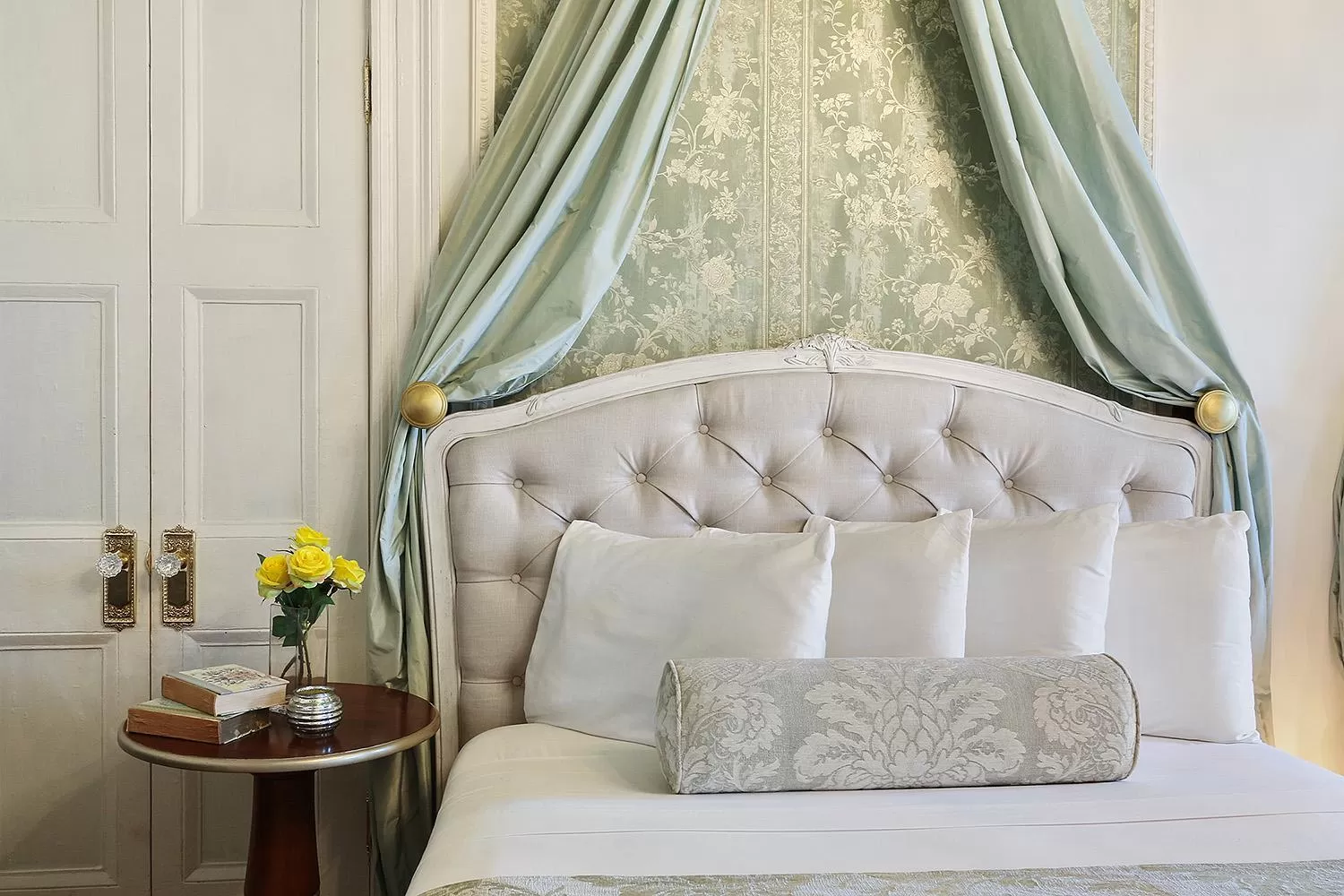 Bed in French Quarter Mansion