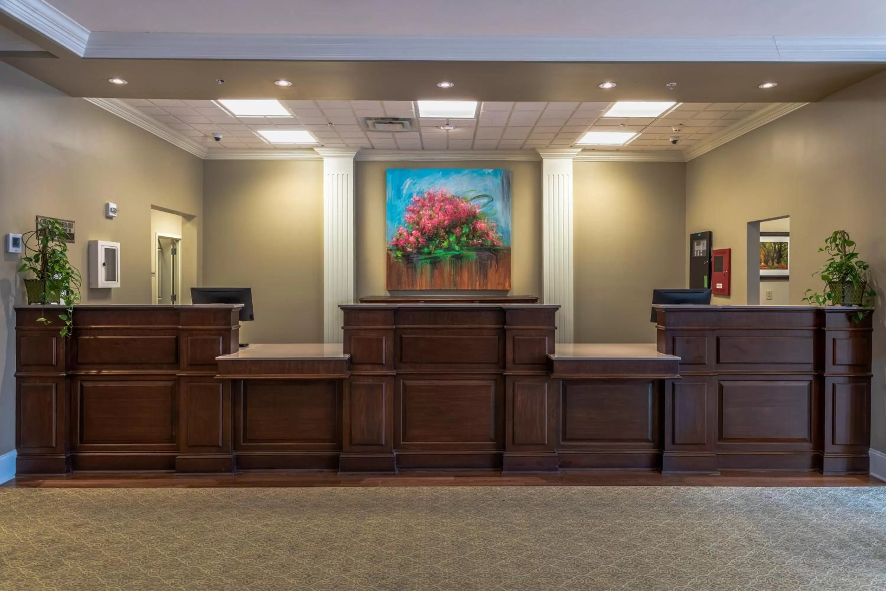 Lobby or reception in Chateau Saint Denis Hotel