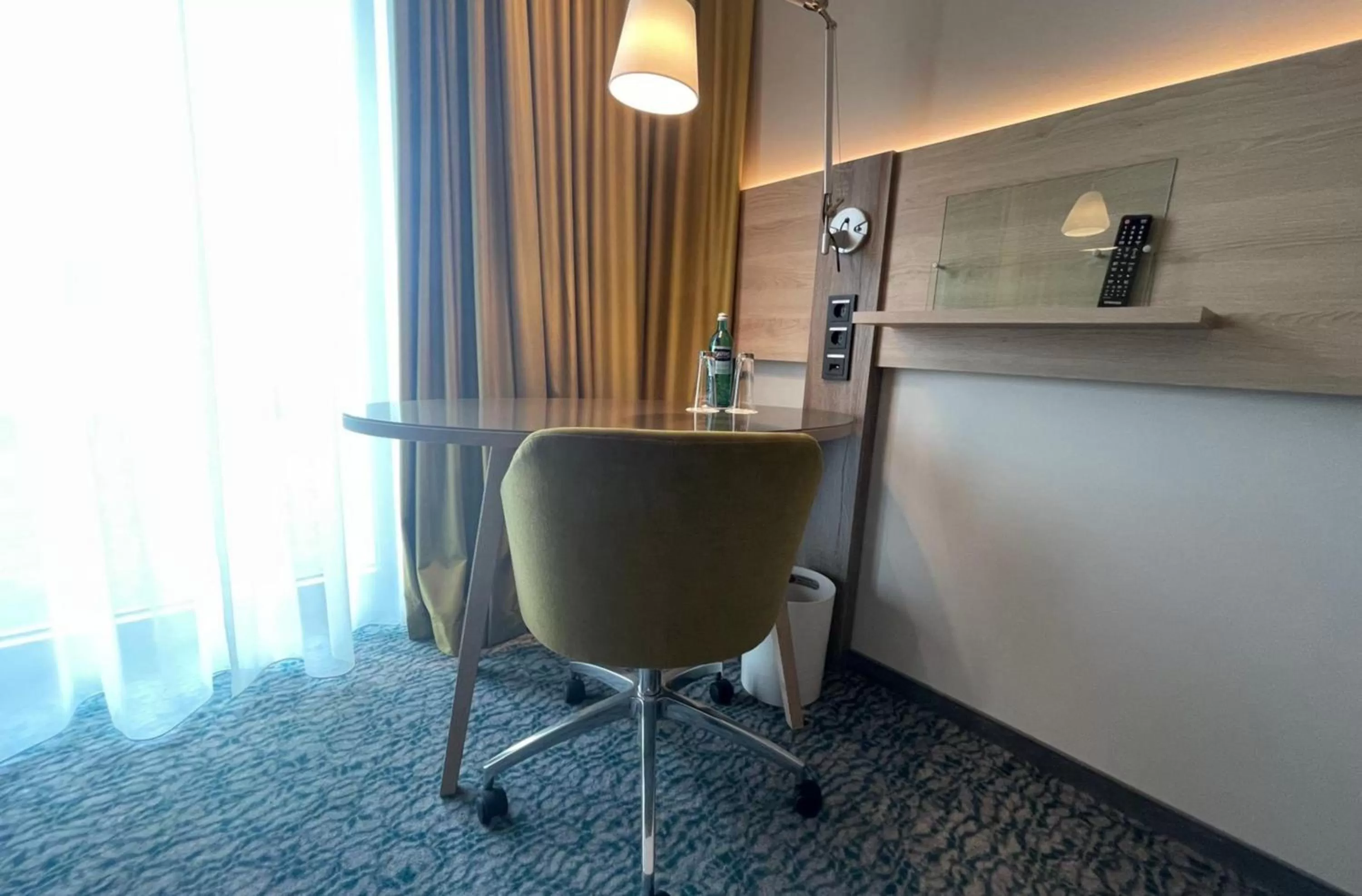 Photo of the whole room in Holiday Inn Düsseldorf City – Toulouser Allee by IHG