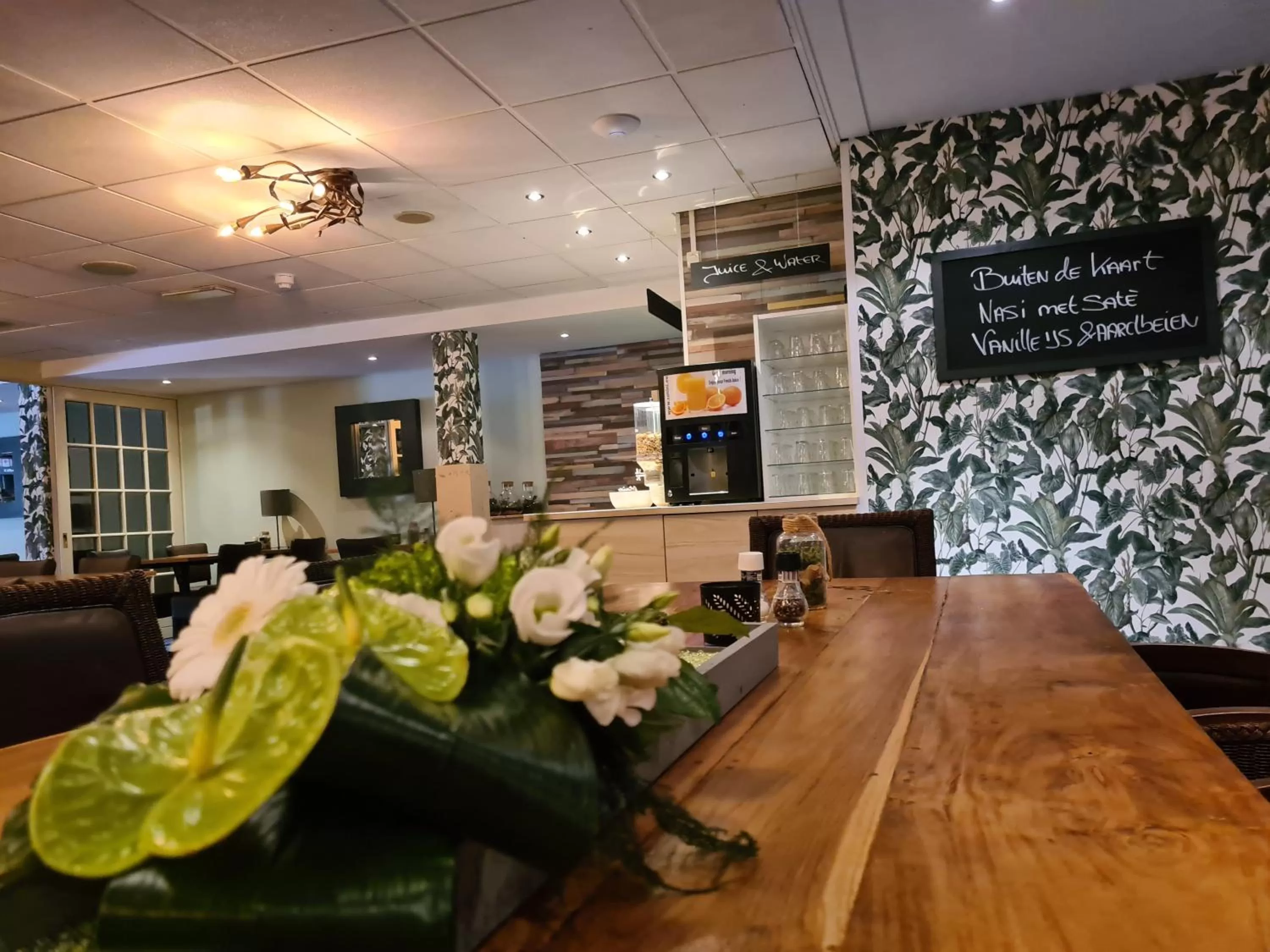 Restaurant/places to eat in Amsterdam Hotel Uithoorn