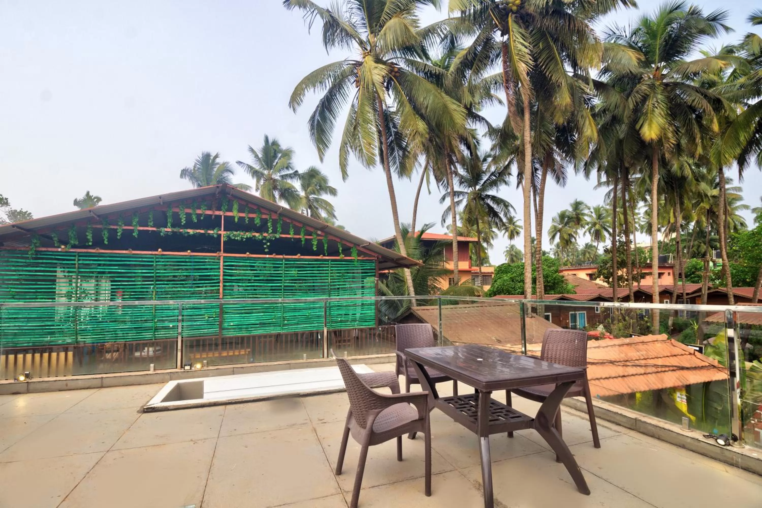 Restaurant/places to eat in Oceano Beach Resort