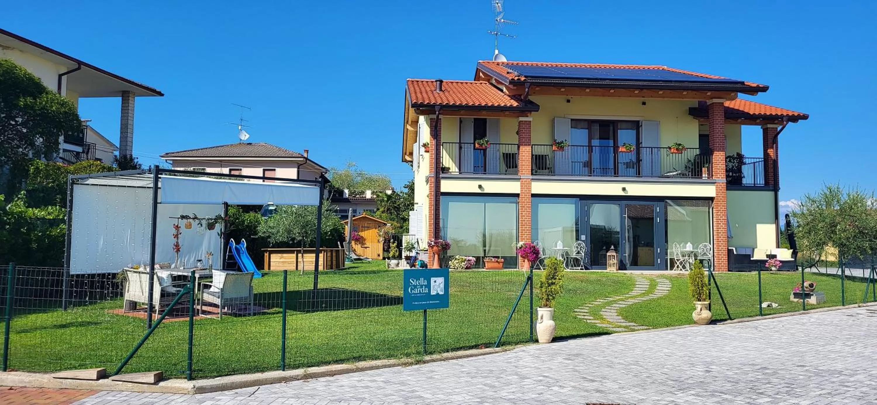 Property building in Stella del Garda