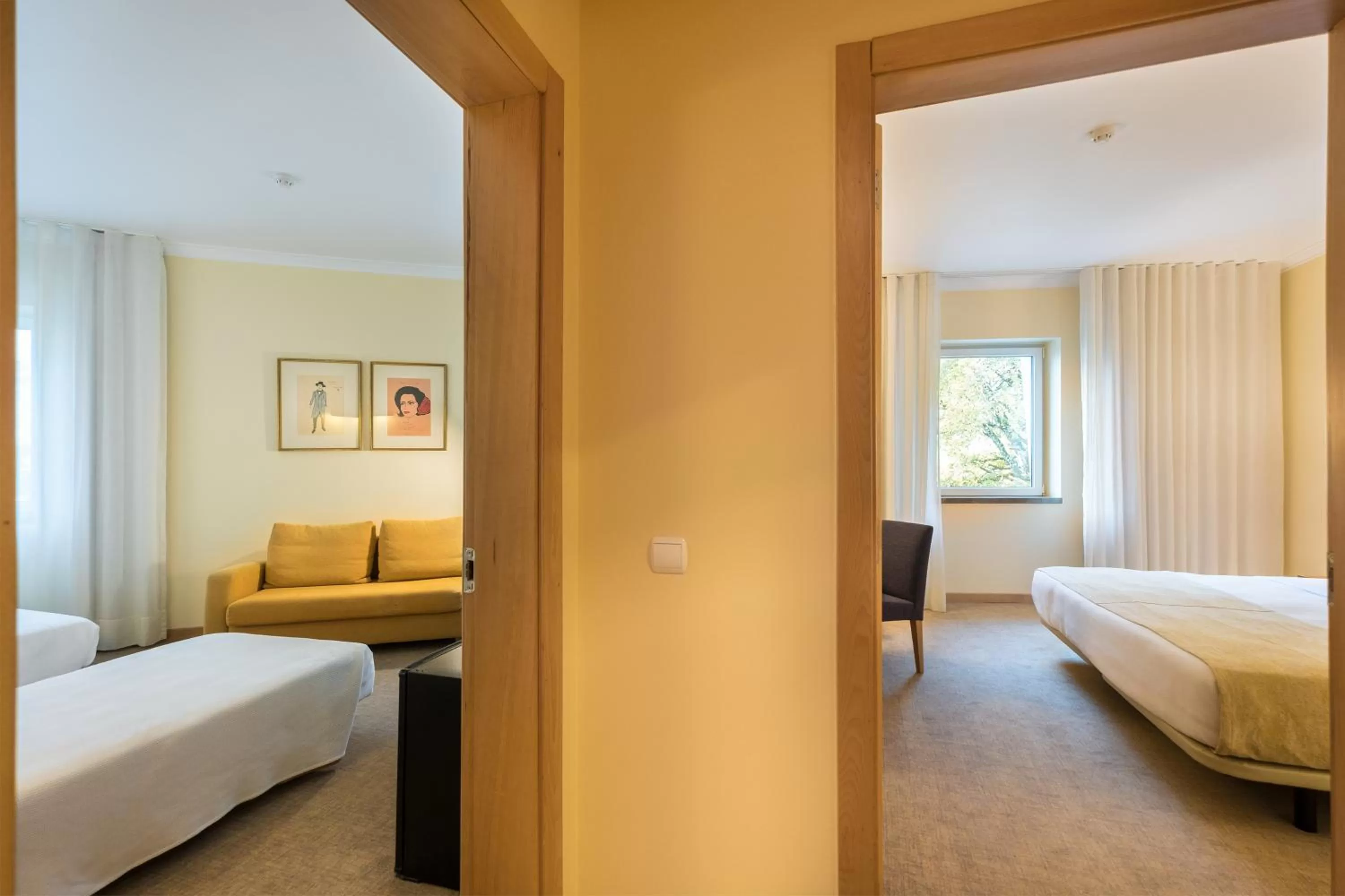 Living room, Bed in Hotel Santa Maria