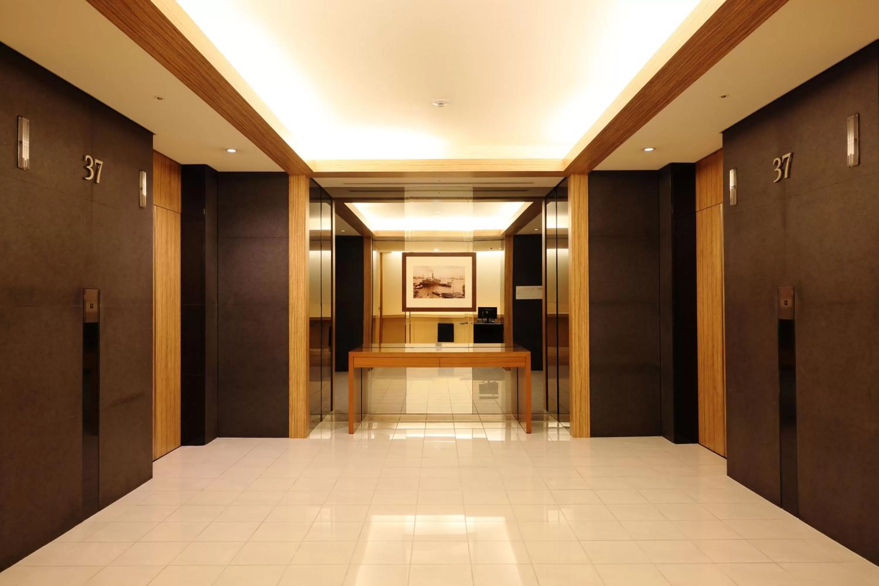 elevator in ANA Crowne Plaza Kobe by IHG