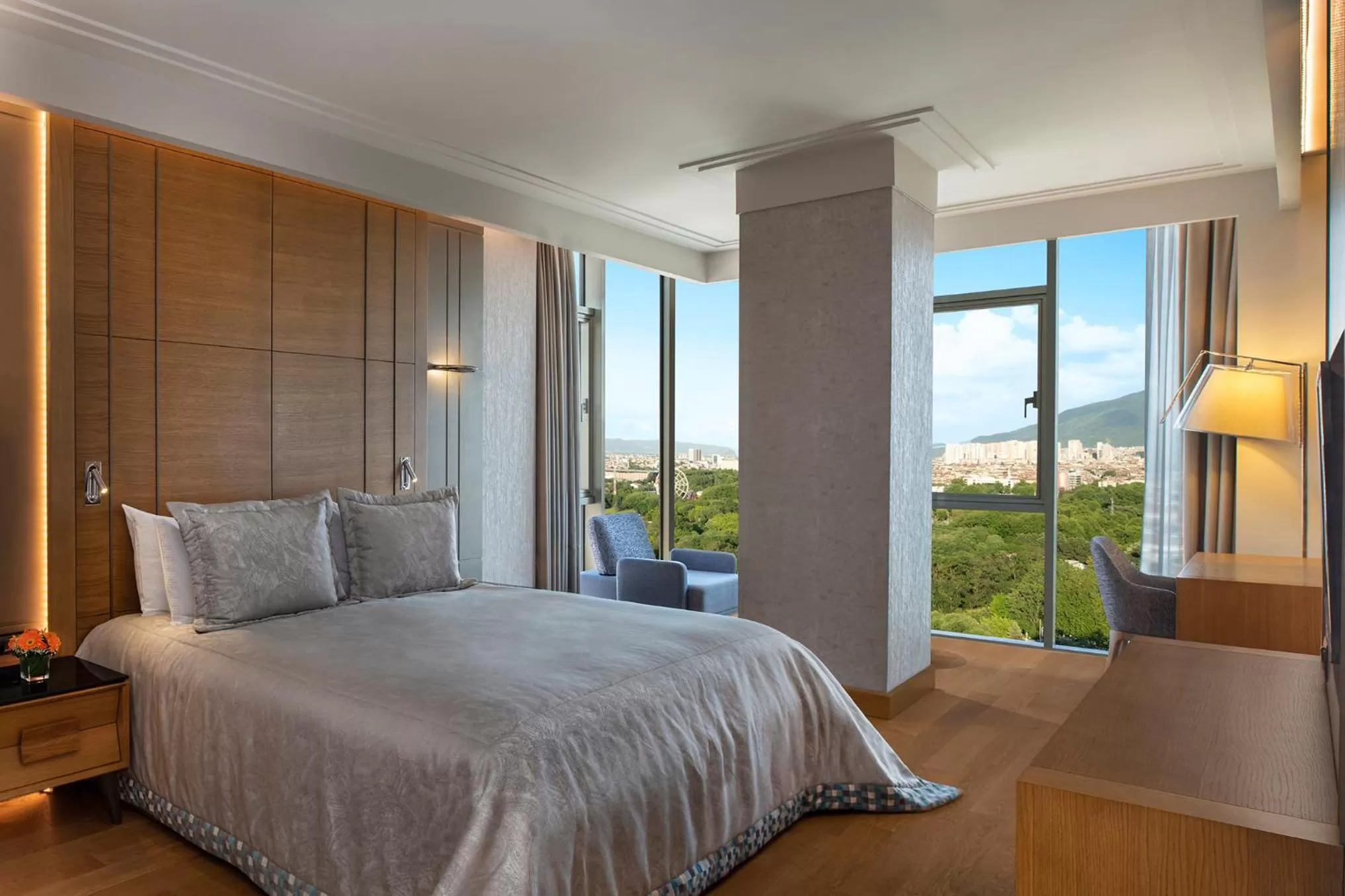 Bed in Mövenpick Hotel & Thermal Spa Bursa