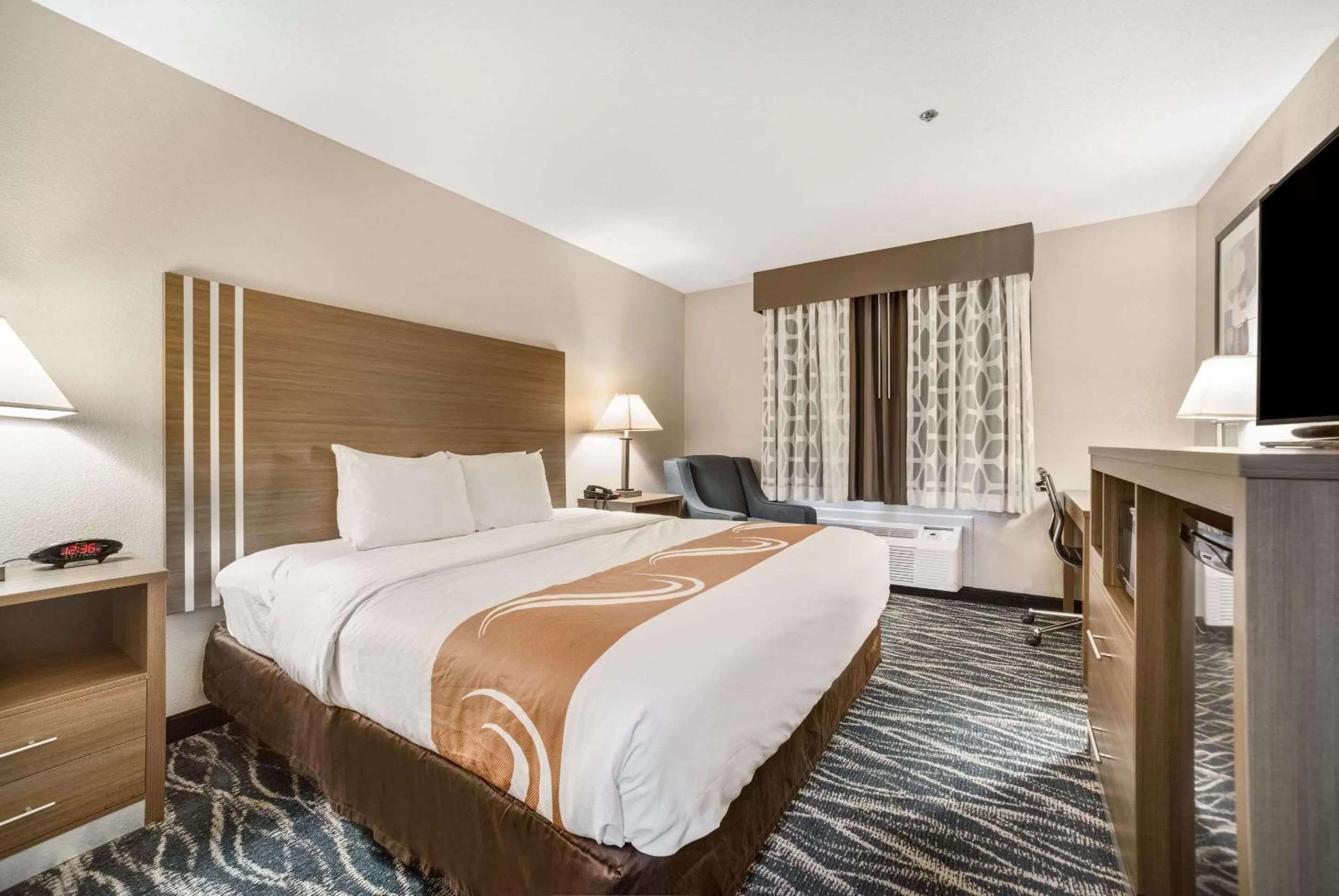 Photo of the whole room, Bed in Quality Inn Effingham North