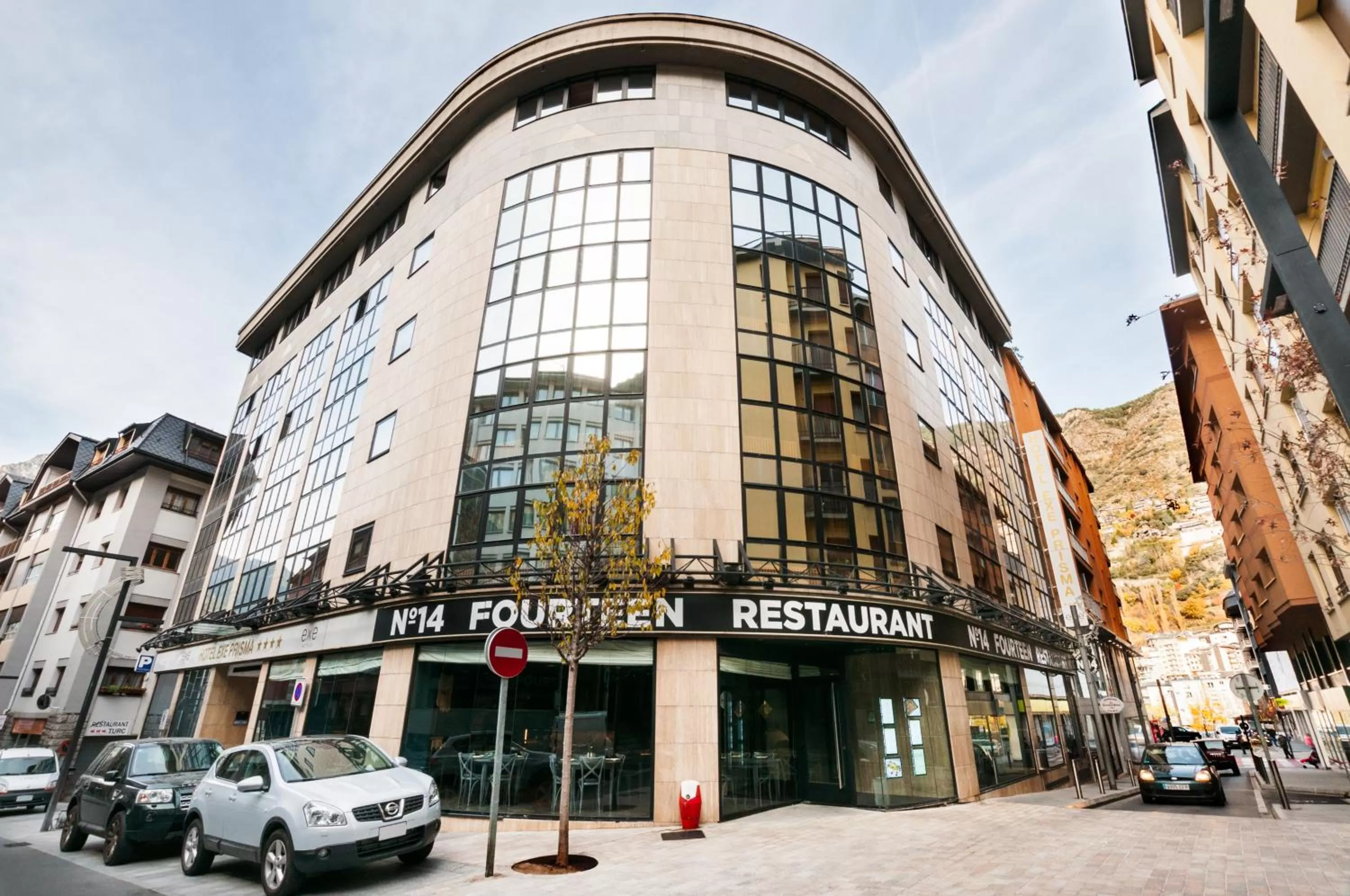 Property building in Exe Prisma