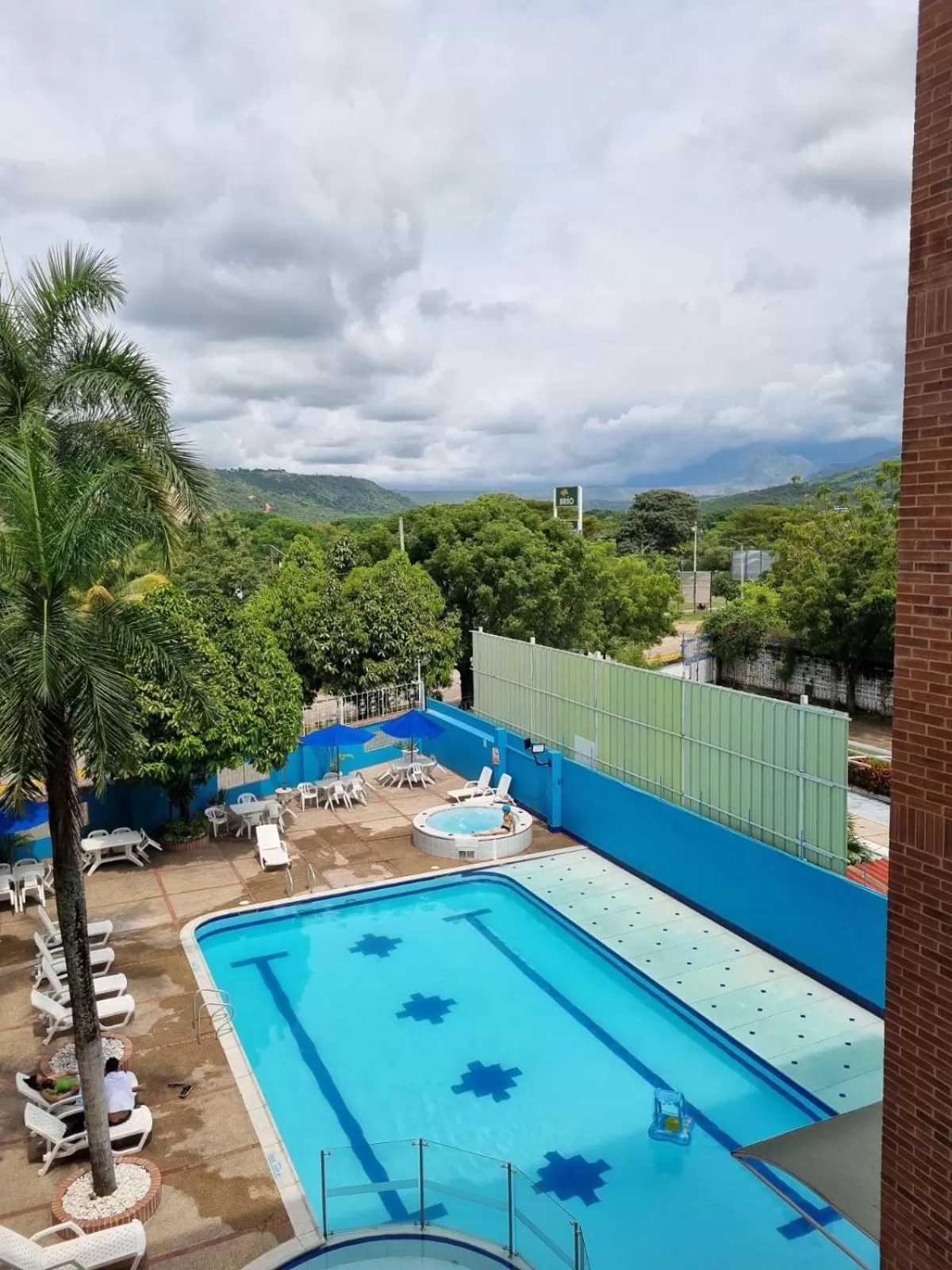 Swimming pool in Zahira Hotel Melgar