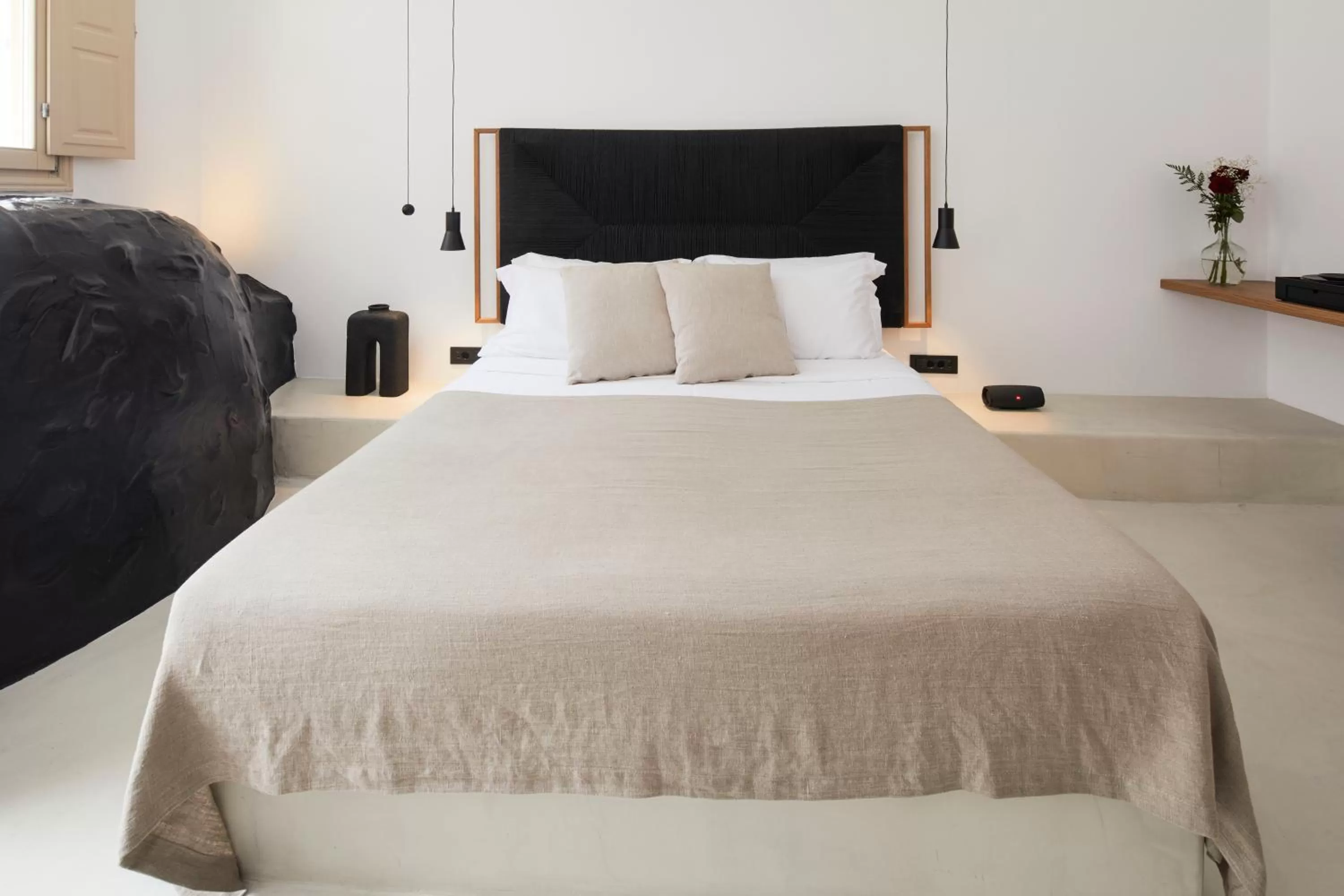 Bed in U & ME SUITES