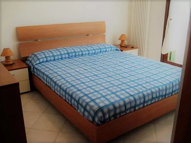 Bed in Villaggio dei Fiori Apart- Hotel 3 Stars - Family Resort