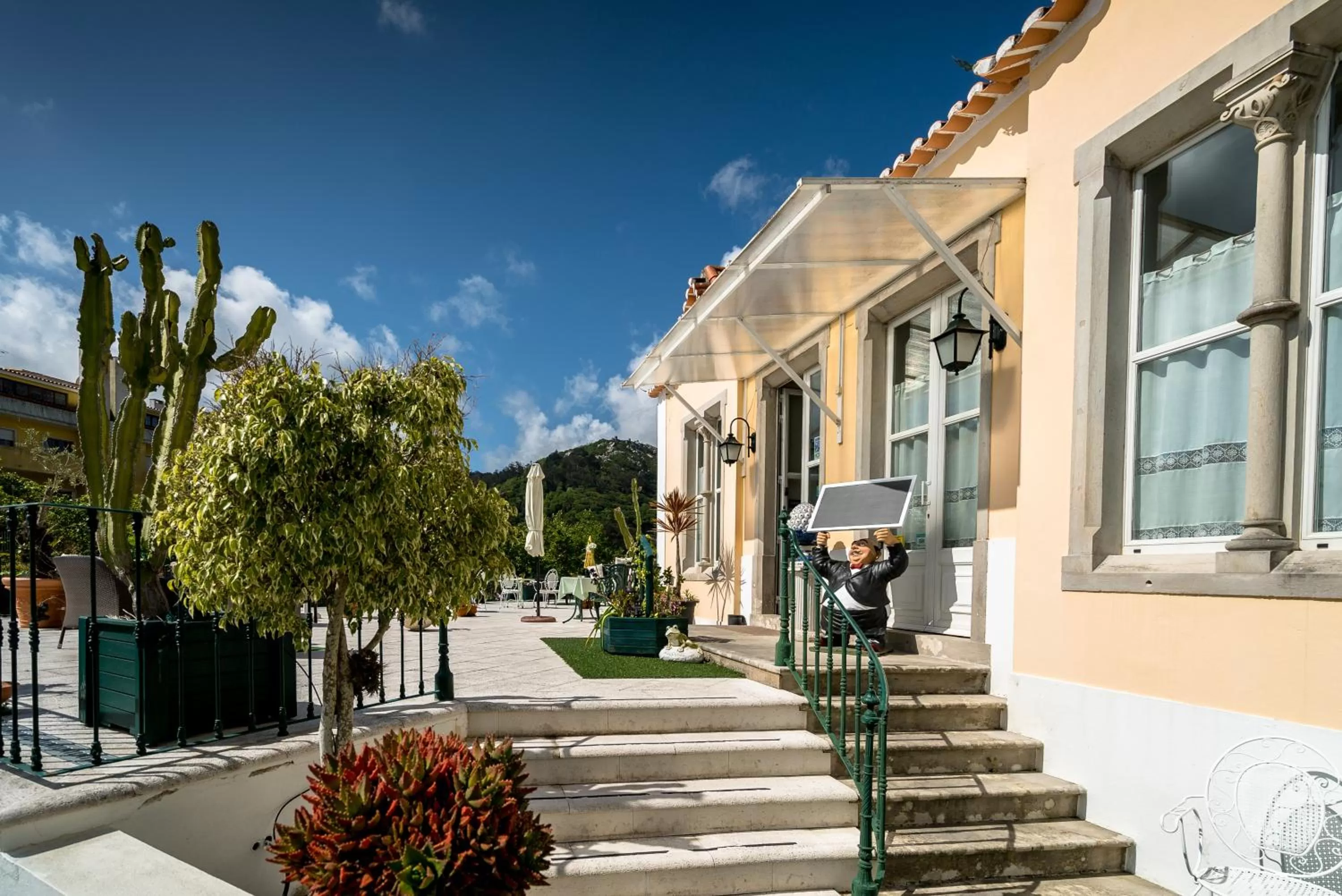 Facade/entrance in Hotel Nova Sintra - Adults only
