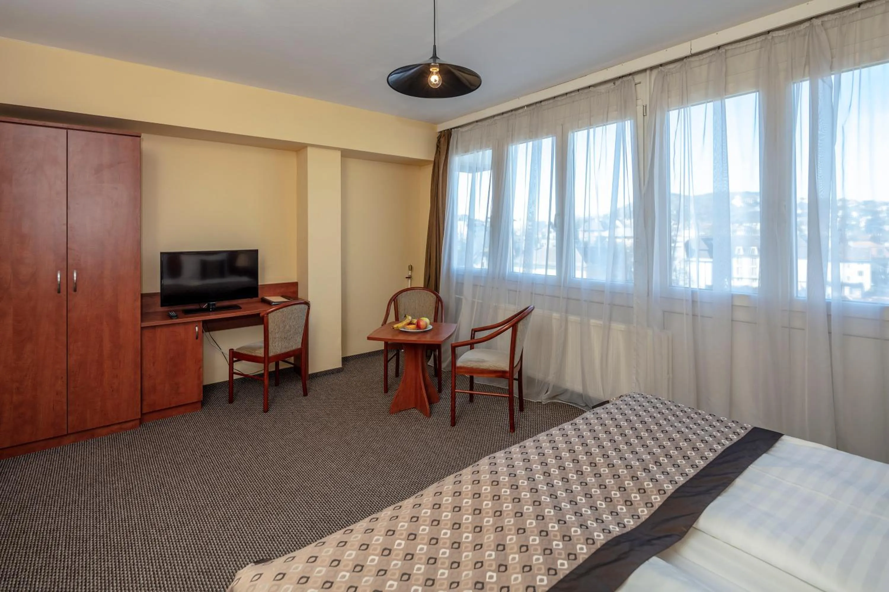 Bedroom, Bed in Hotel Charles