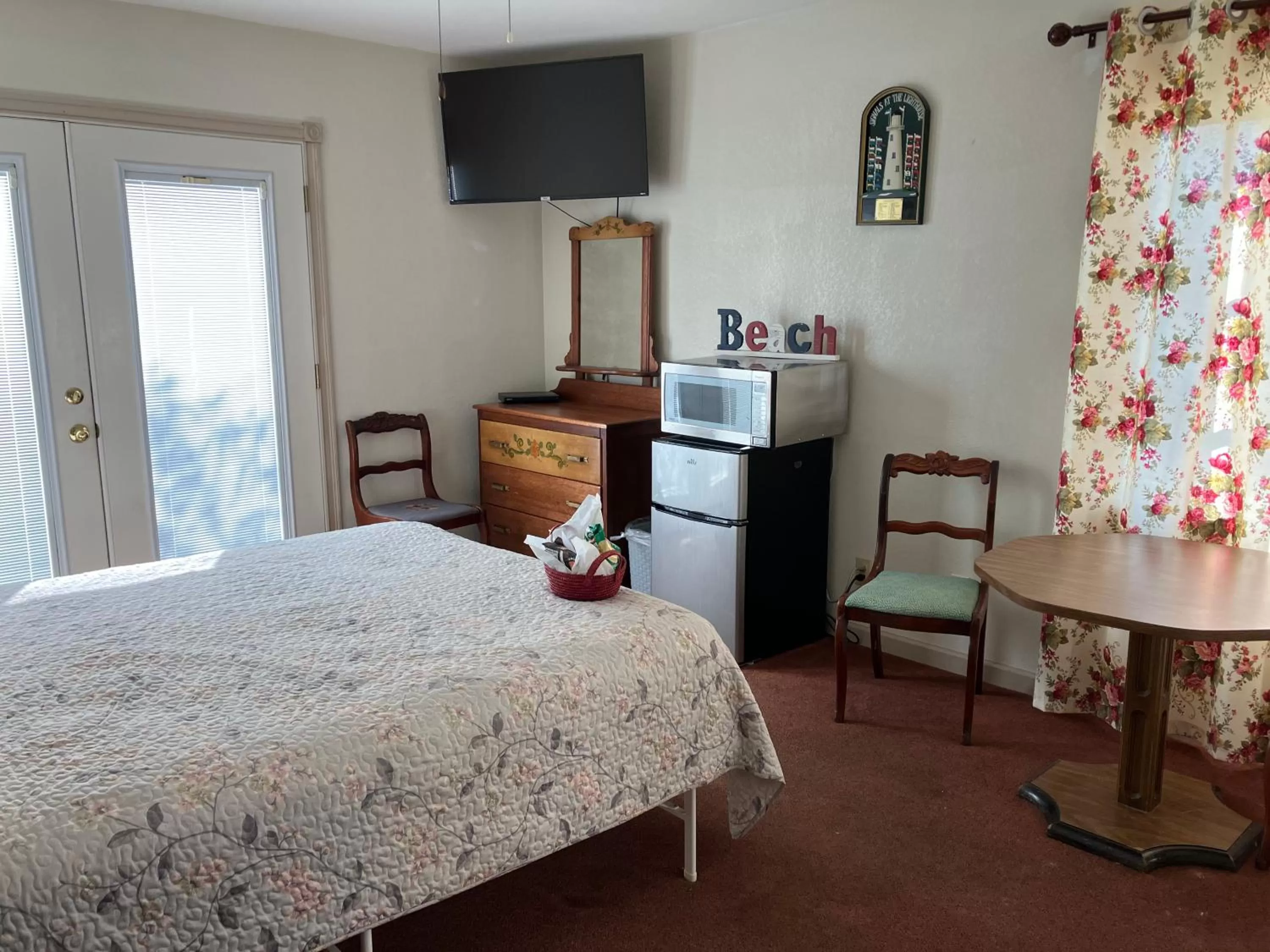 Bed in Lighthouse Inn