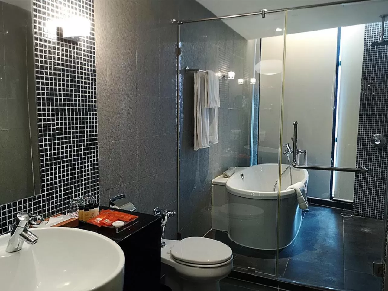 Shower in The Zign Hotel