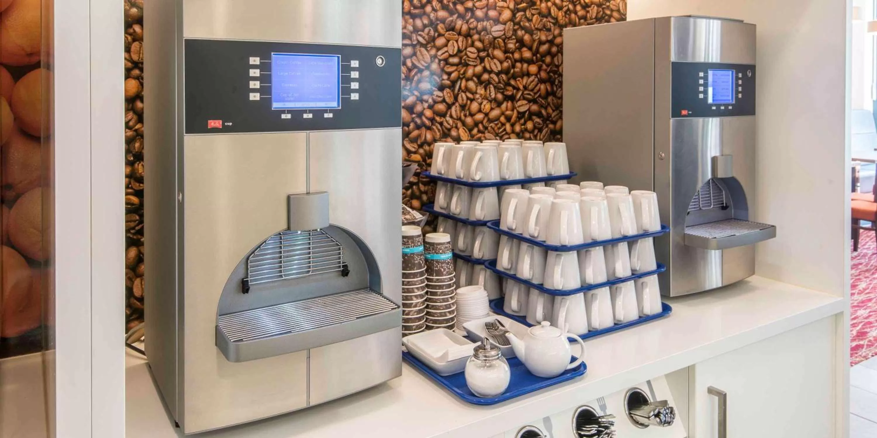 Dining area in Hampton by Hilton Frankfurt City Centre