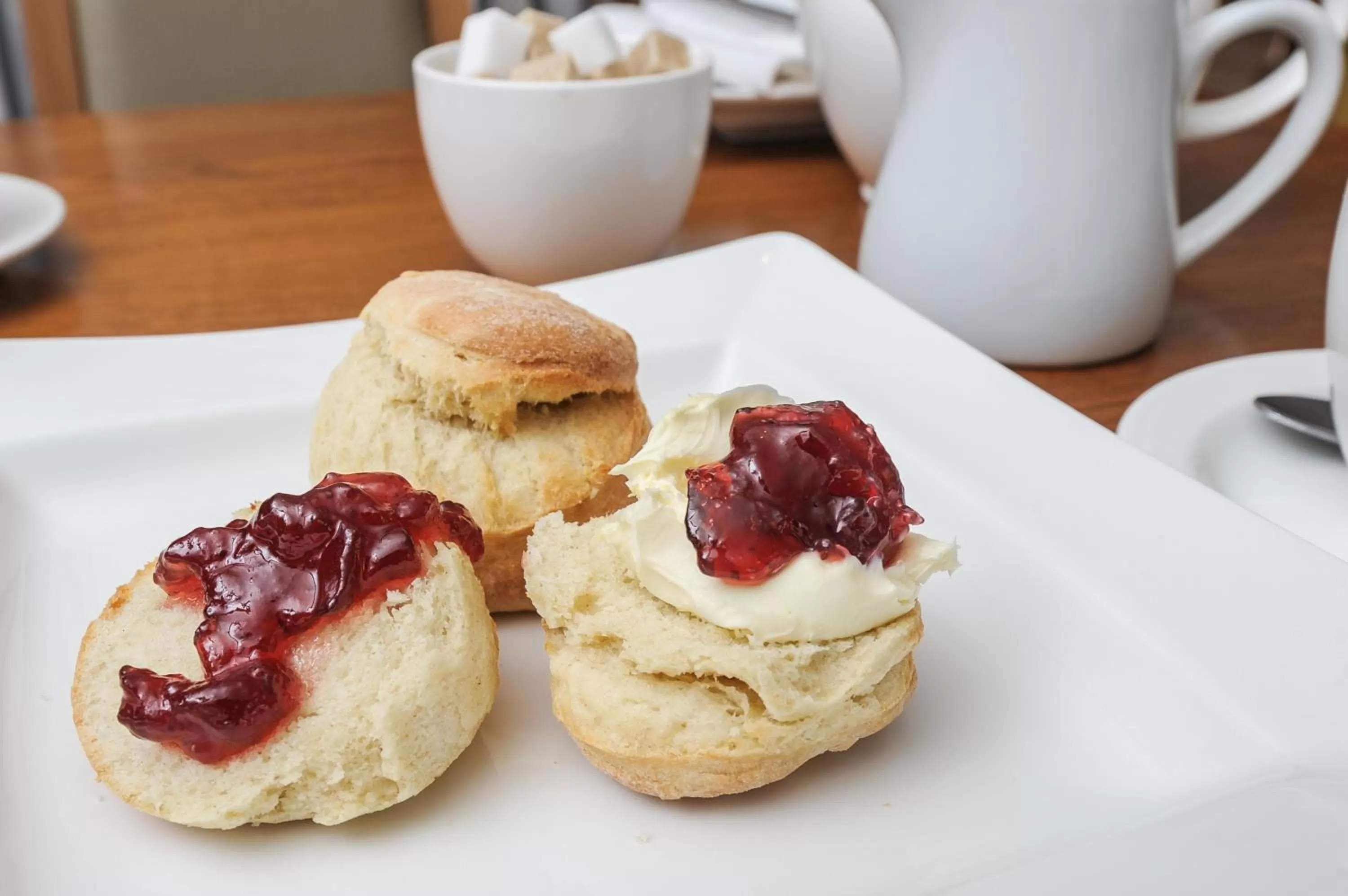 Food and drinks in The Pinewood Hotel