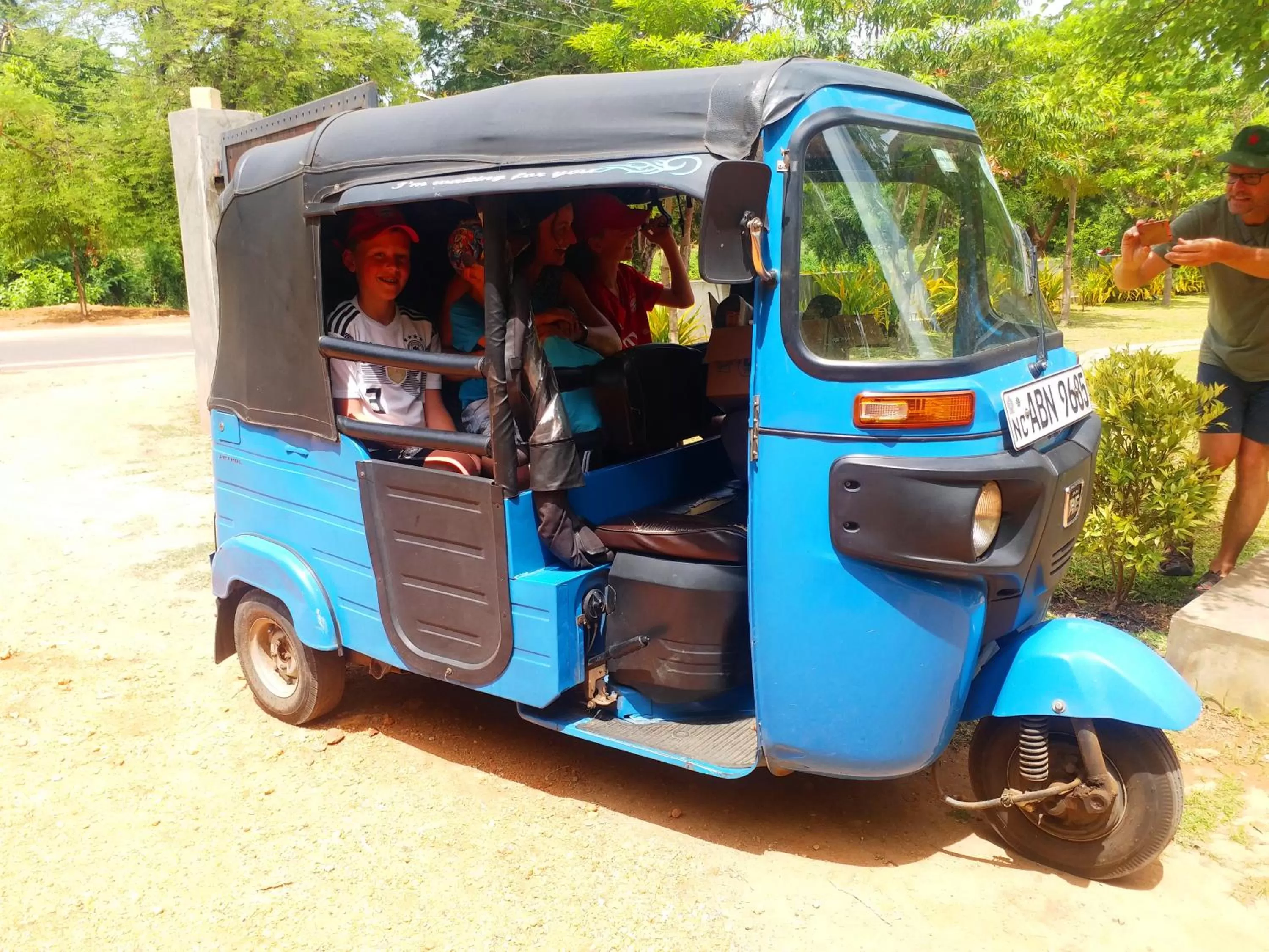 People in Honey Tree Polonnaruwa