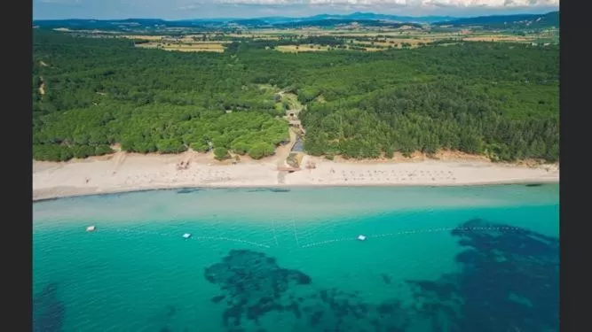 Nearby landmark in Hotel Crowded House