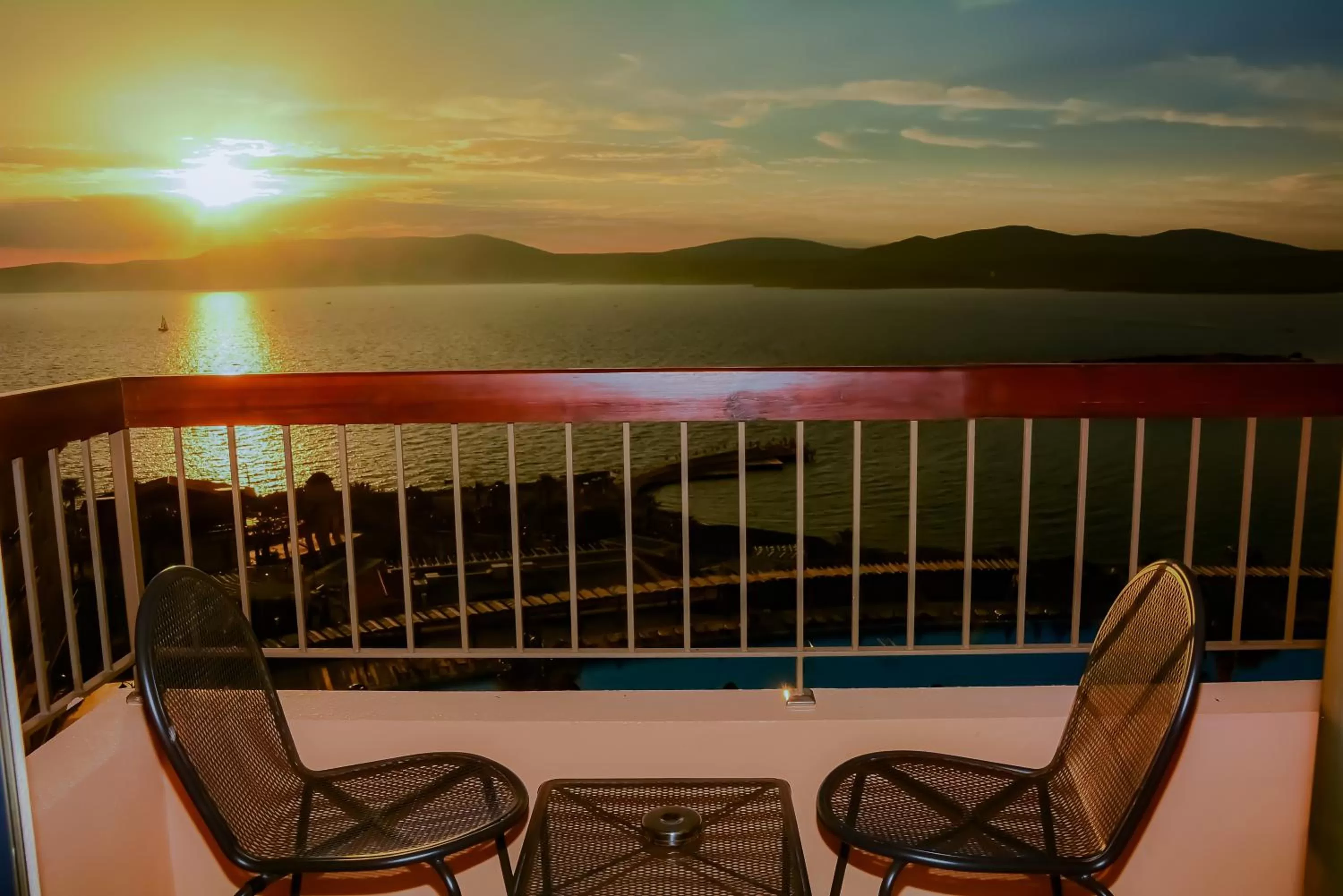 Balcony/Terrace in Royal Teos Thermal Resort Clinic & Spa - Halal Hotel