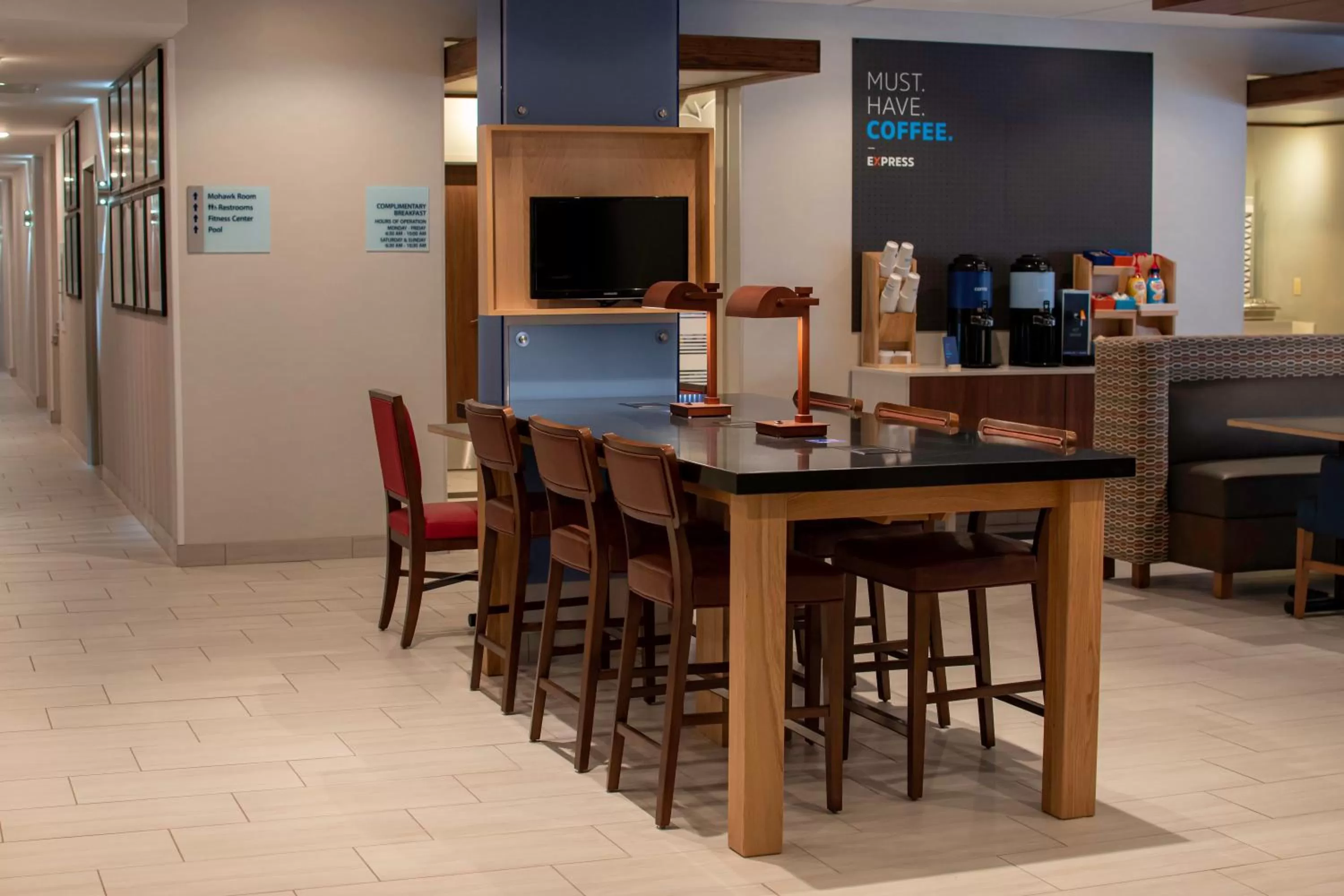 Breakfast in Holiday Inn Express & Suites Tonawanda - Buffalo Area by IHG