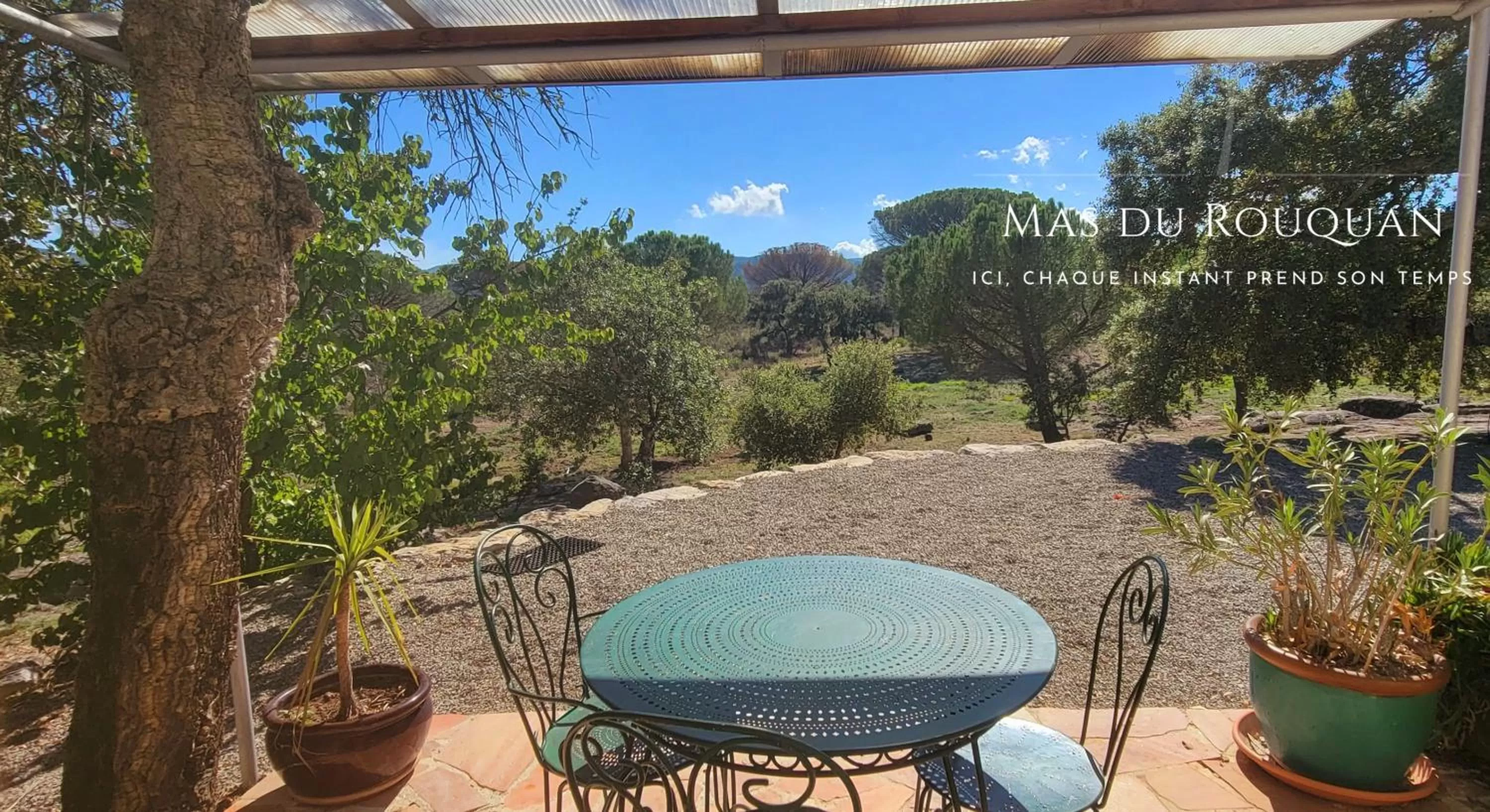 Patio in Le Mas du Rouquan
