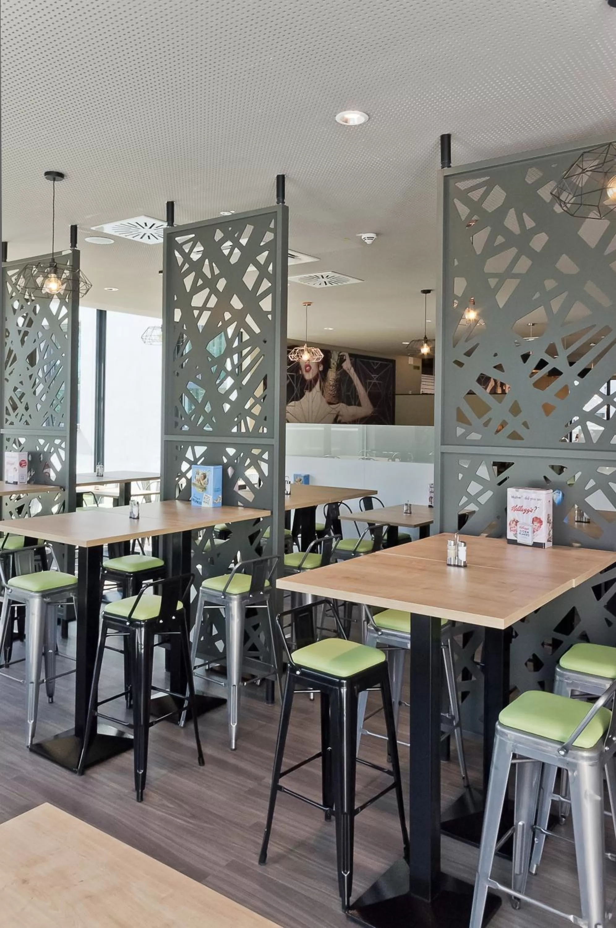 Restaurant/places to eat in Super 8 by Wyndham Munich City North