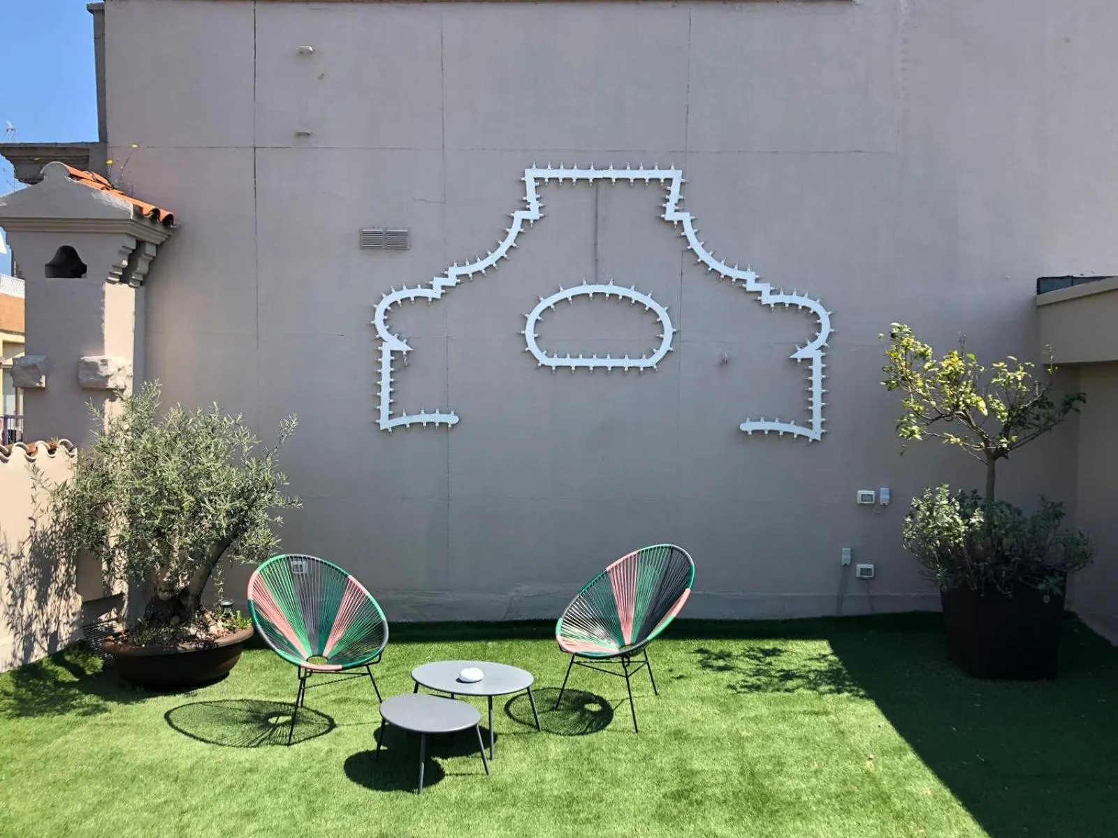 Garden in 200 ROOMS & TERRACE