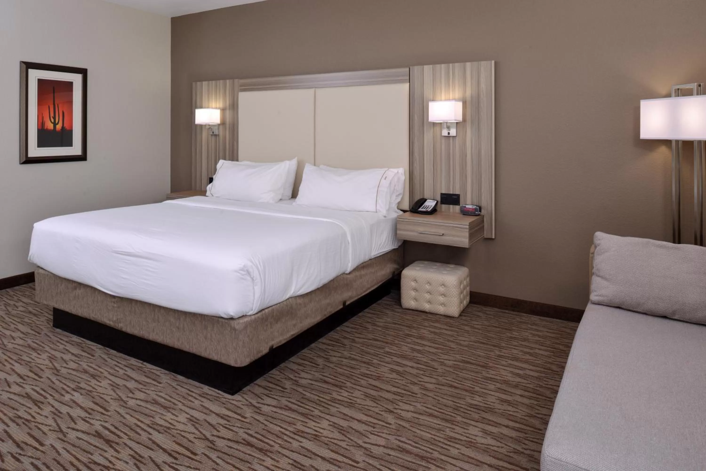 Photo of the whole room, Bed in Holiday Inn Express & Suites Williams by IHG