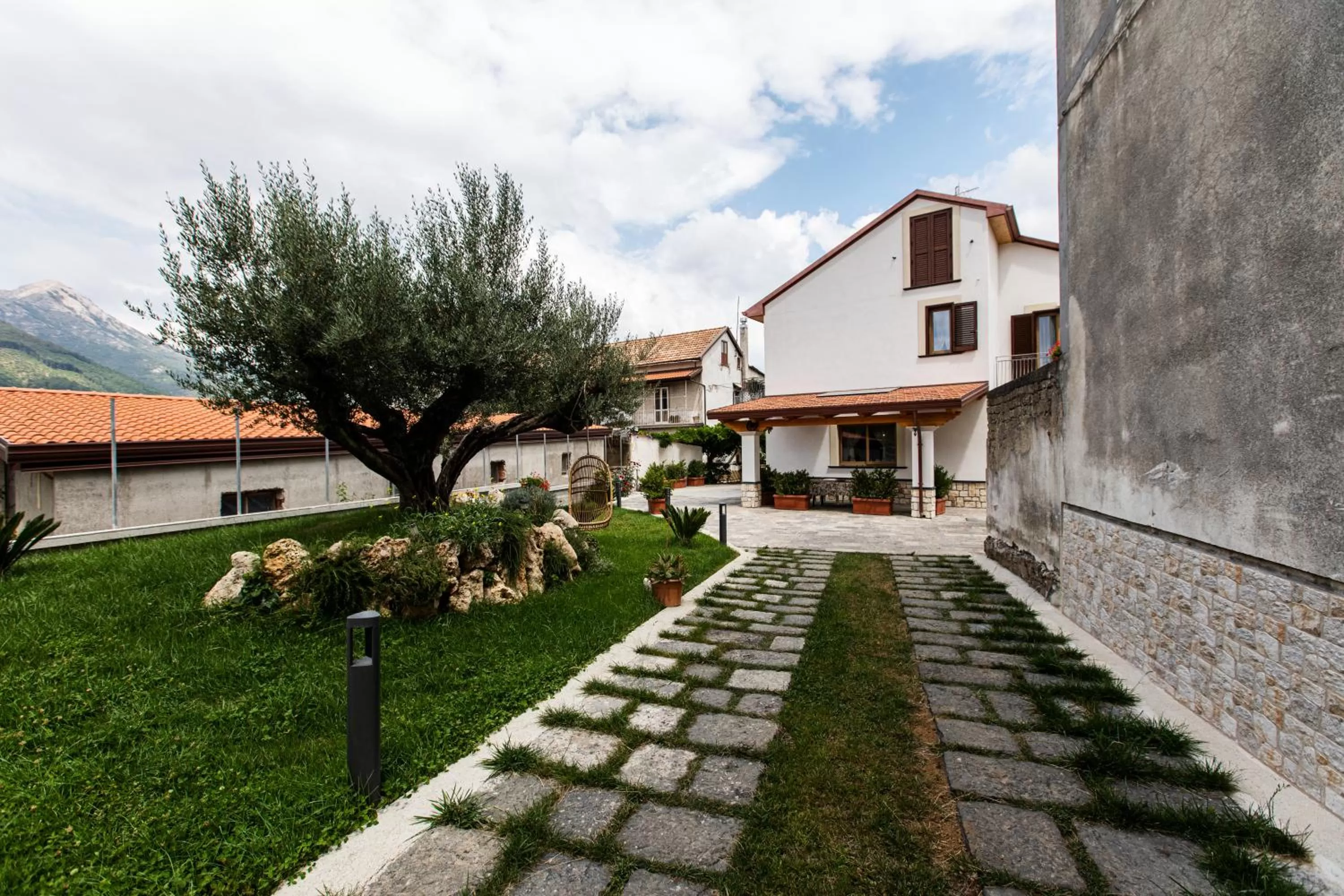 Property building in Al Chiaro di Luna