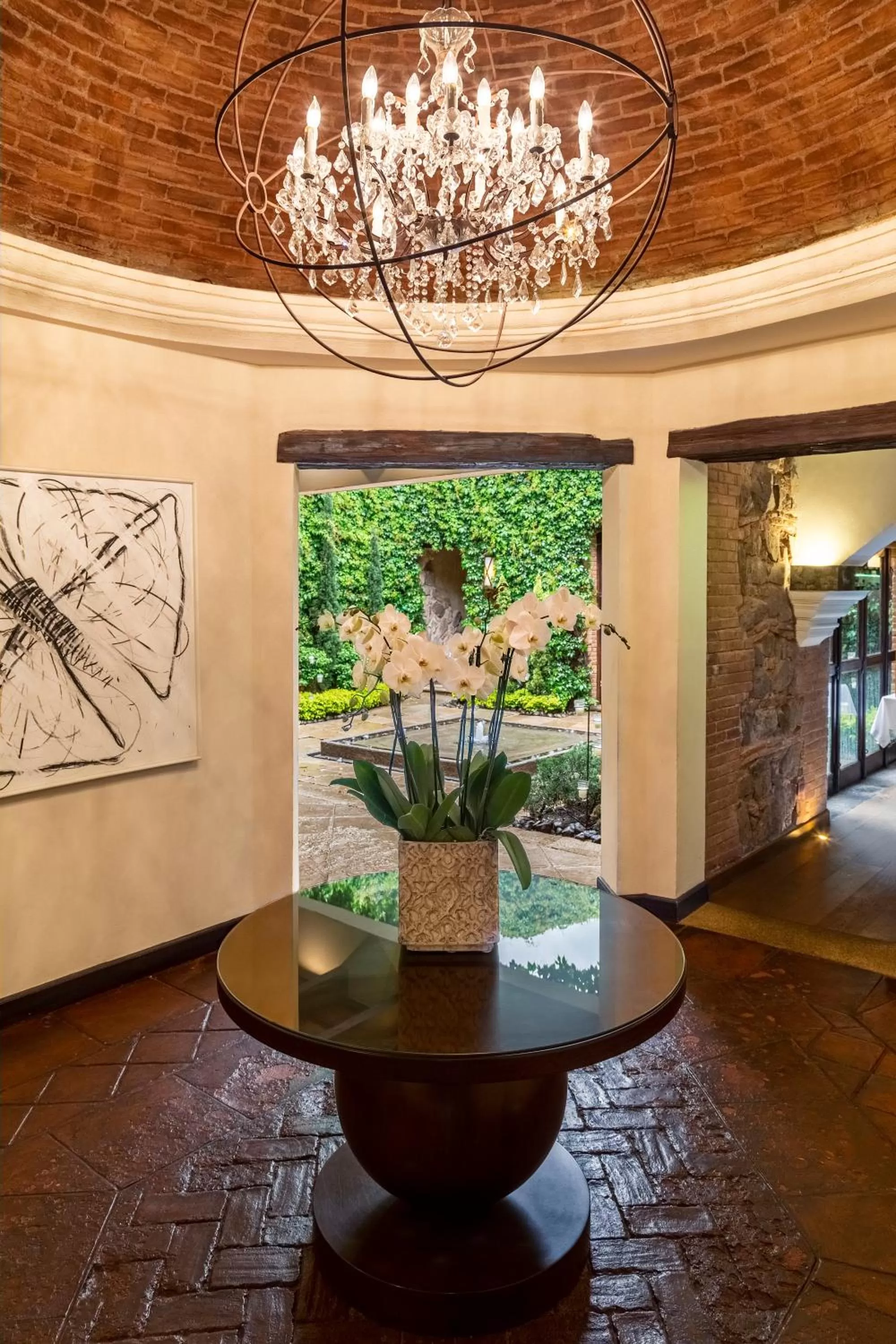 Lobby or reception in El Convento Boutique Hotel