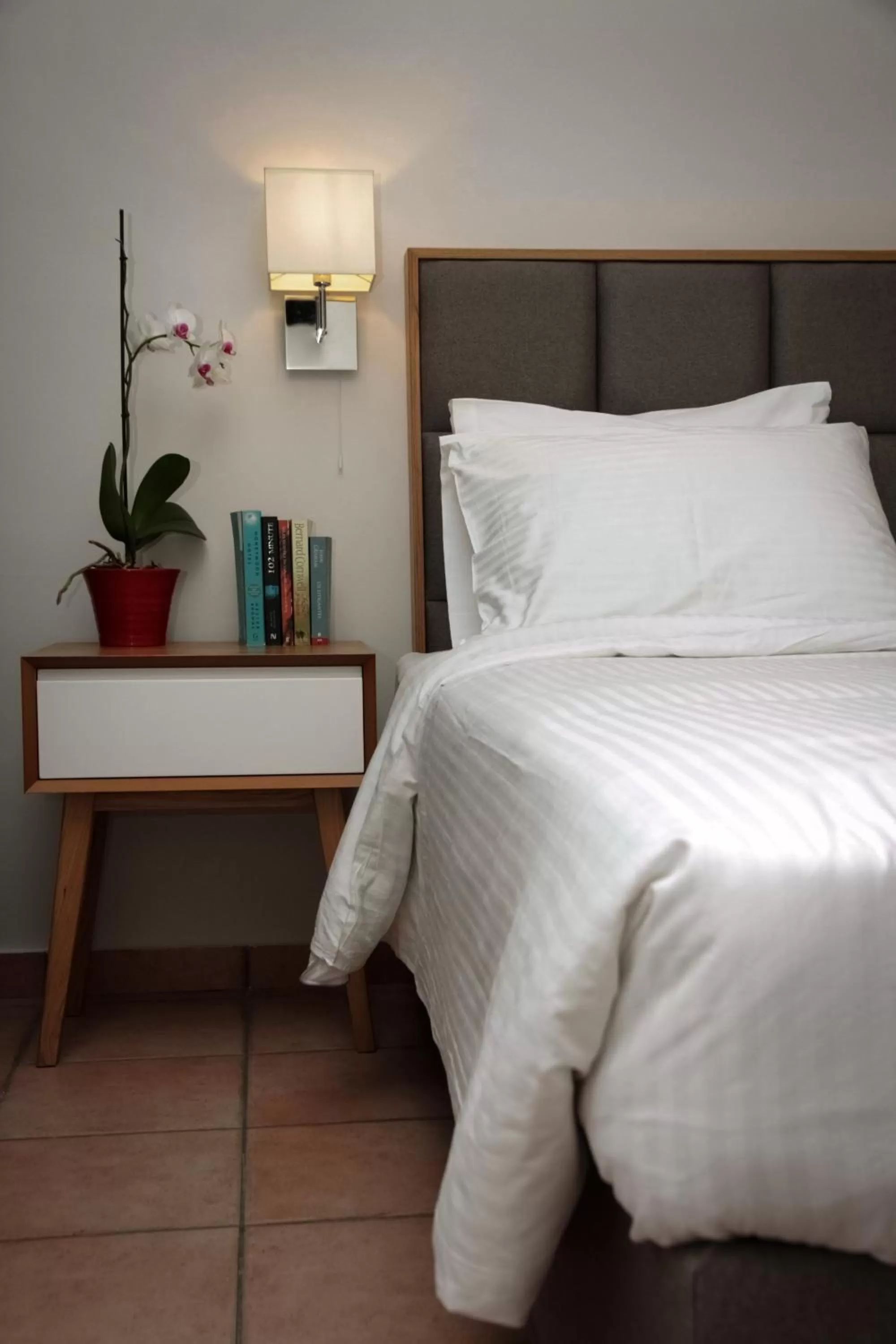 Bed in Green Hill Hotel