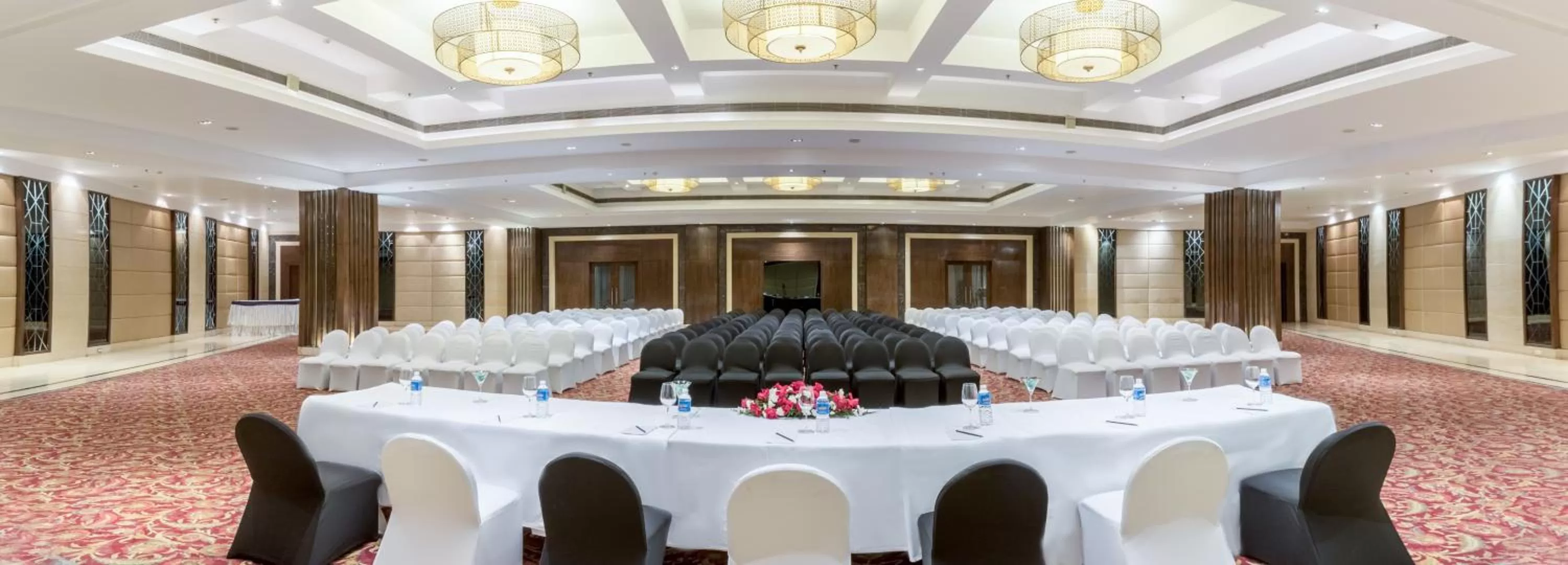 Business facilities in Golden Tulip Chandigarh, Panchkula