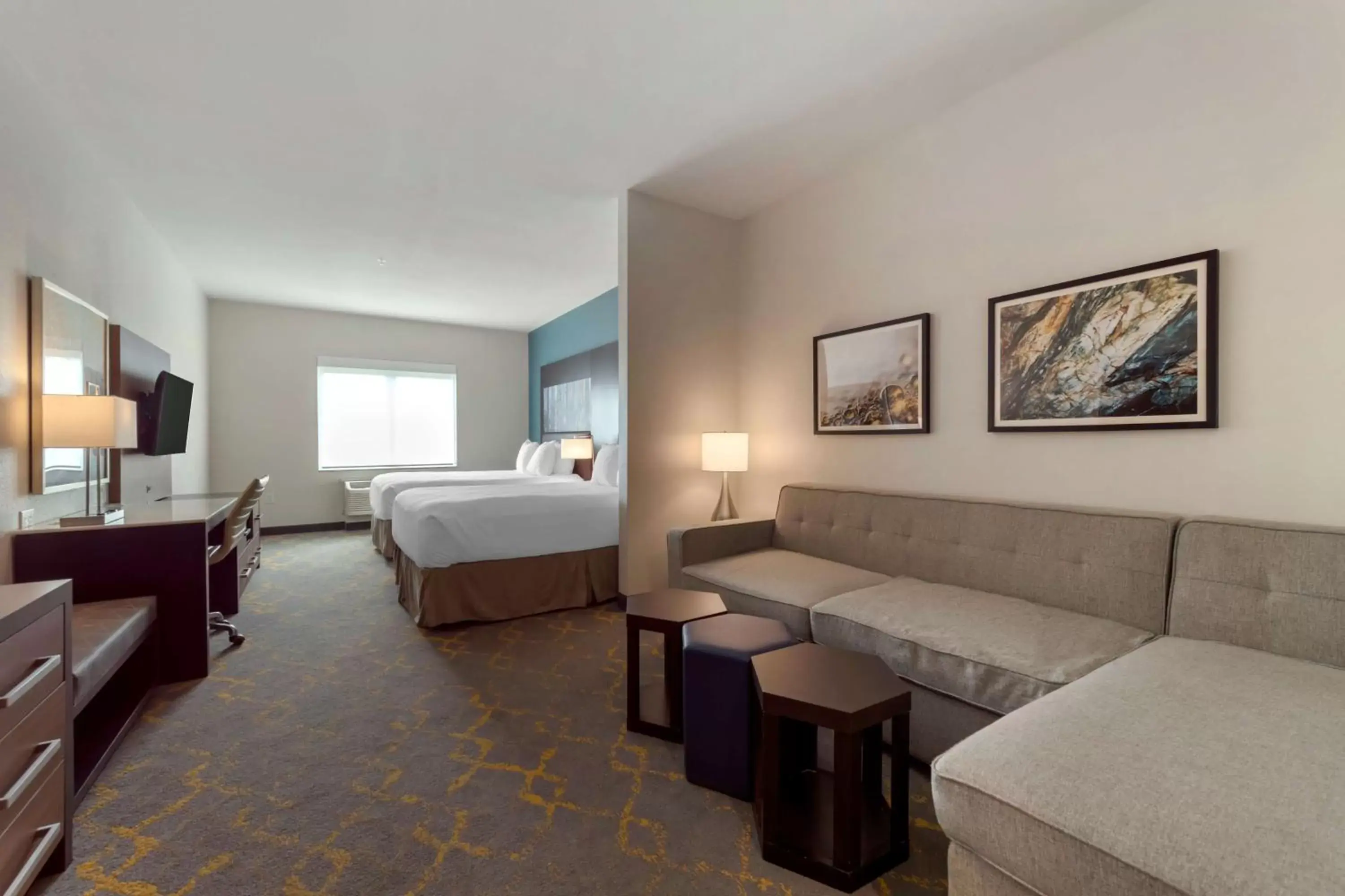 Queen Suite with Bath Tub - Mobility Accessible in Best Western Plus Isanti Queen Suite with Bath Tub - Mobility Accessible in Best Western Plus Isanti