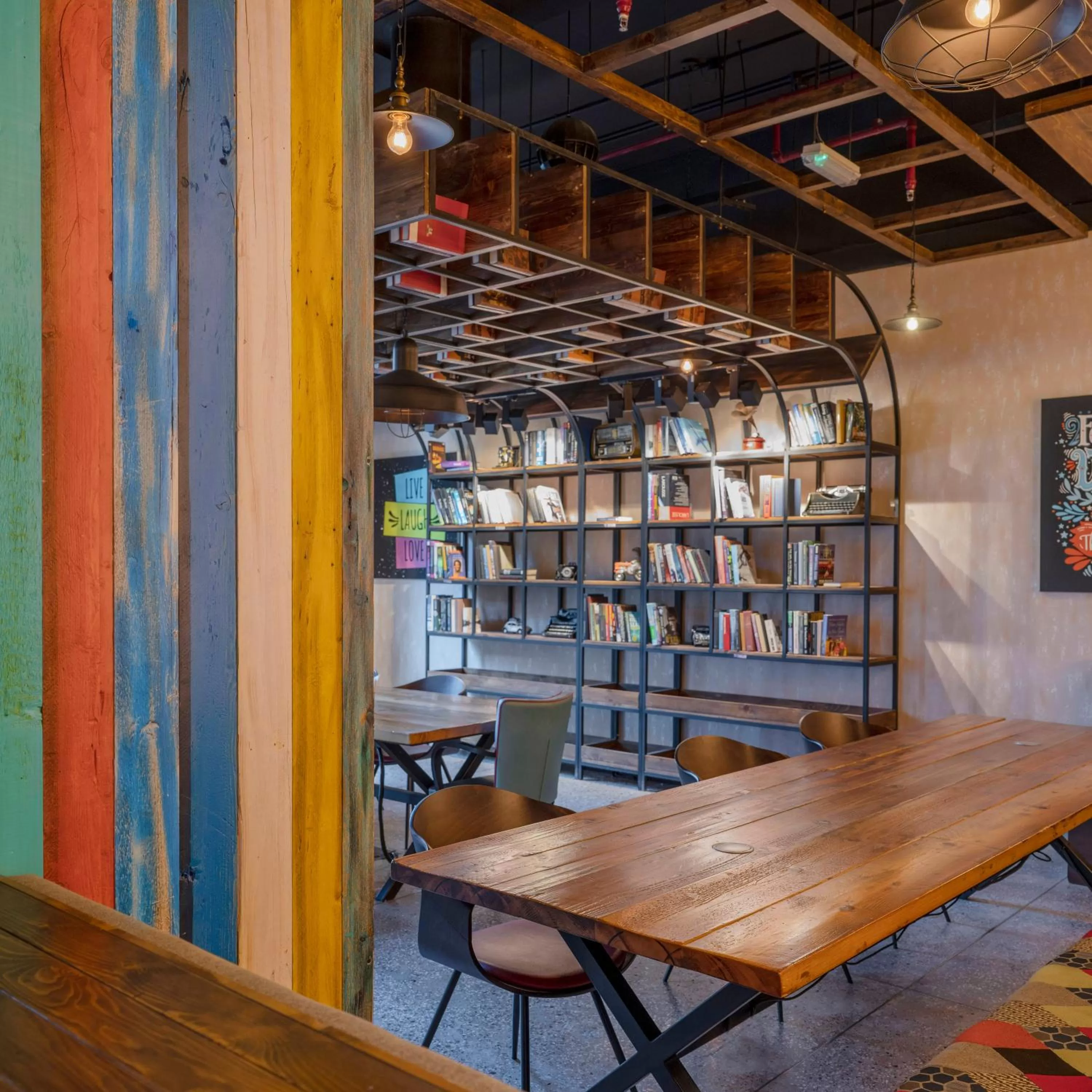 Restaurant/places to eat in Oaks Ibn Battuta Gate Dubai