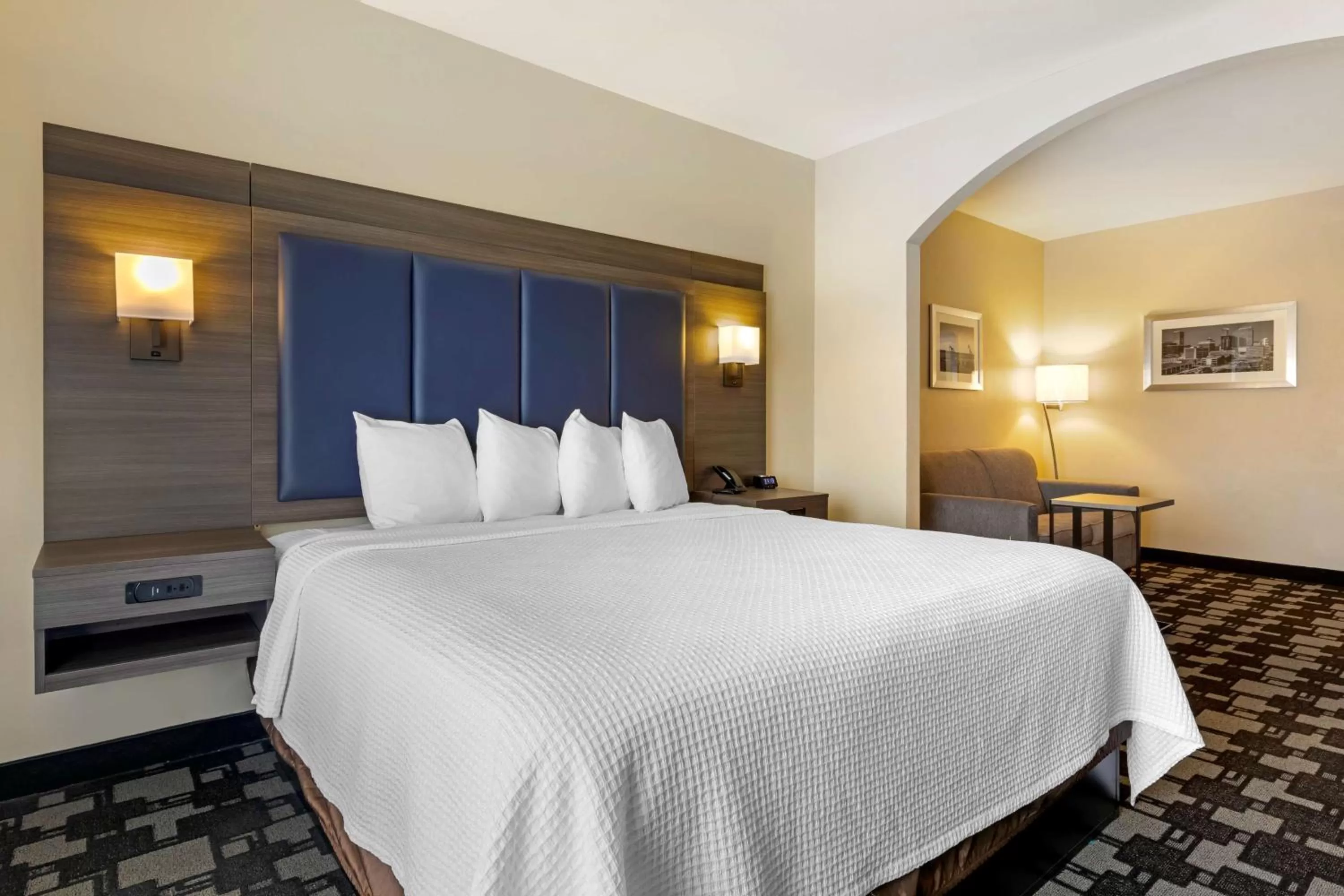 Photo of the whole room, Bed in Best Western Seminole Inn and Suites