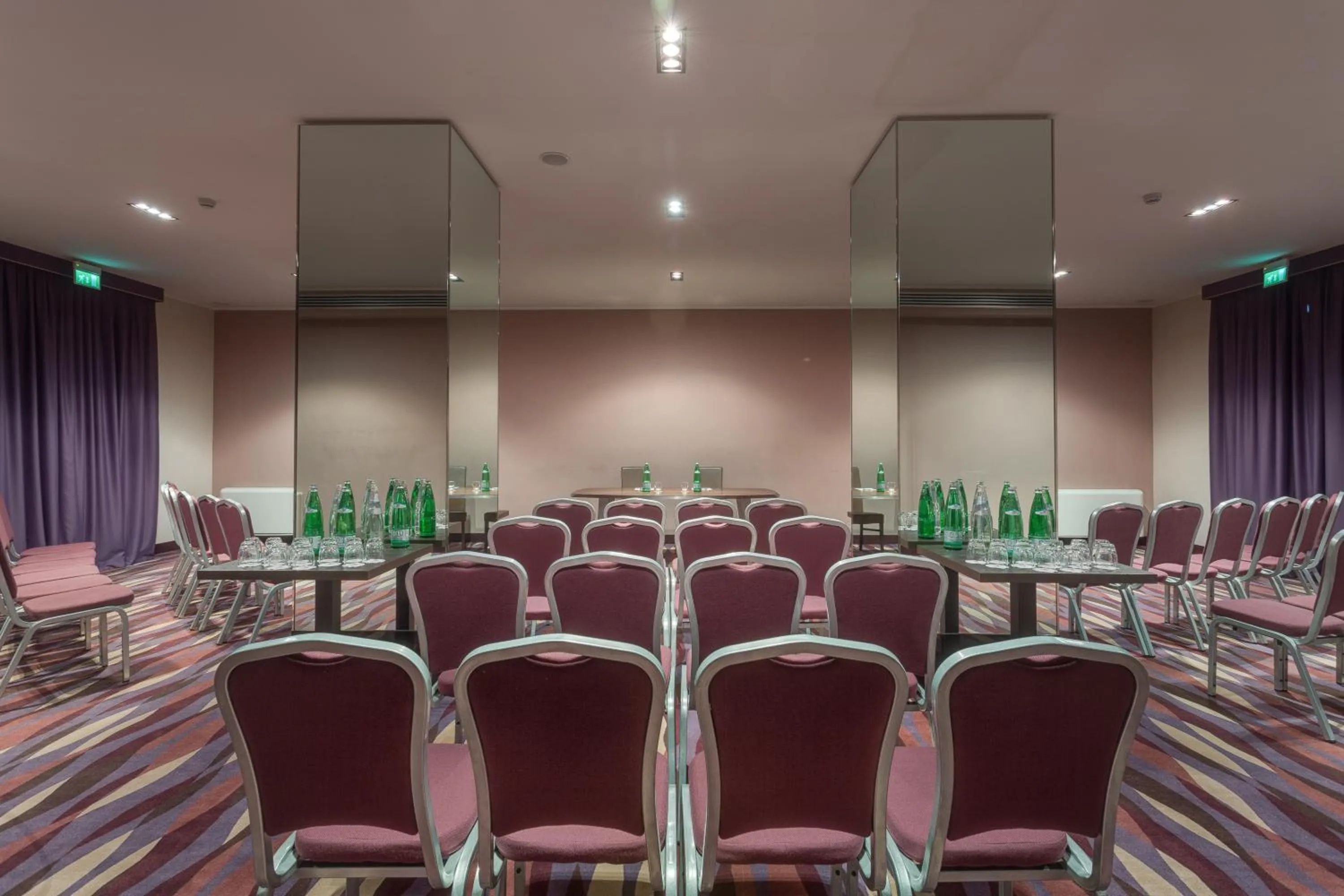 Meeting/conference room in Quality Hotel Green Palace