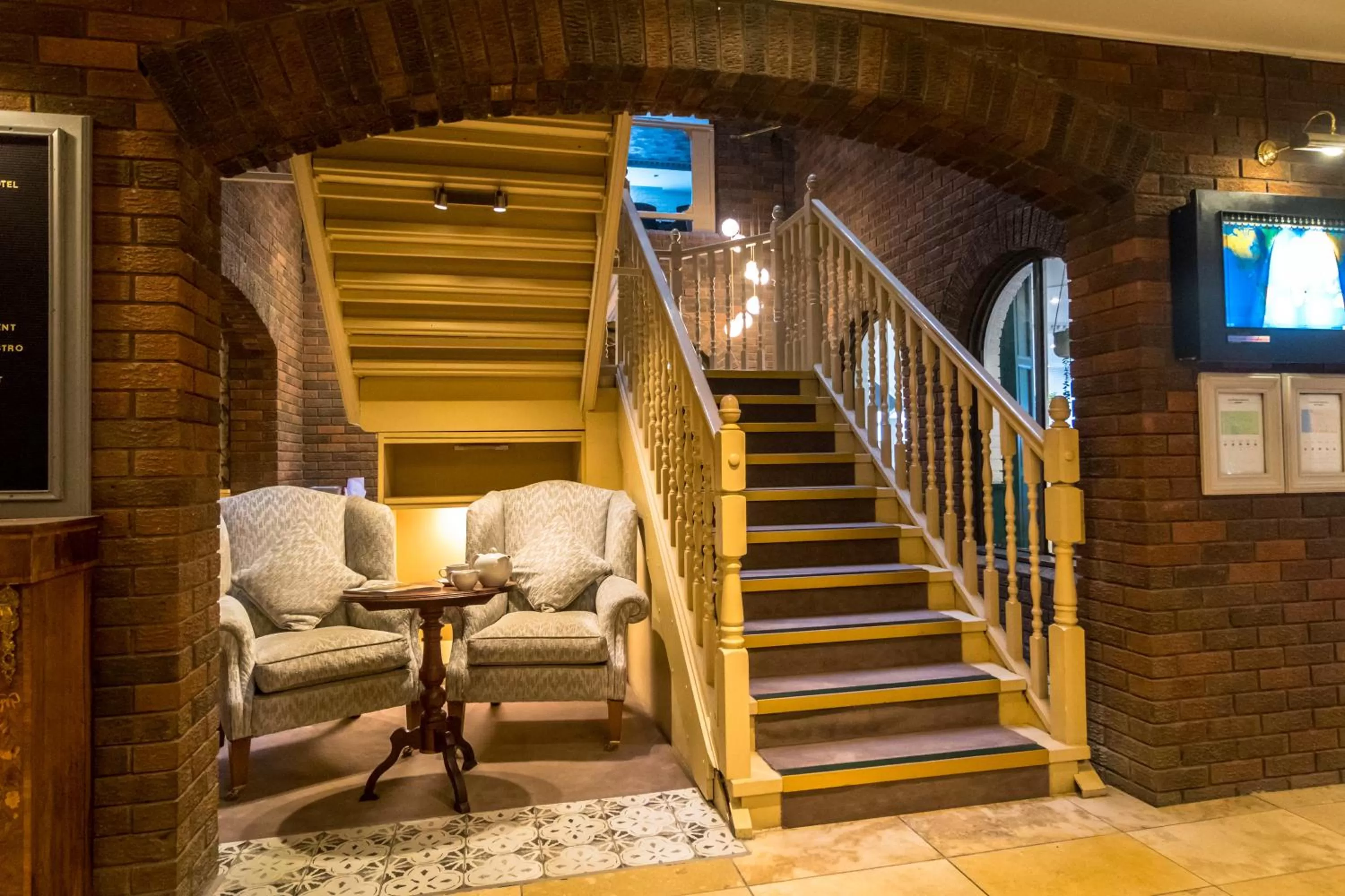 Lobby or reception in Washington Central Hotel and Sleepwell Inn