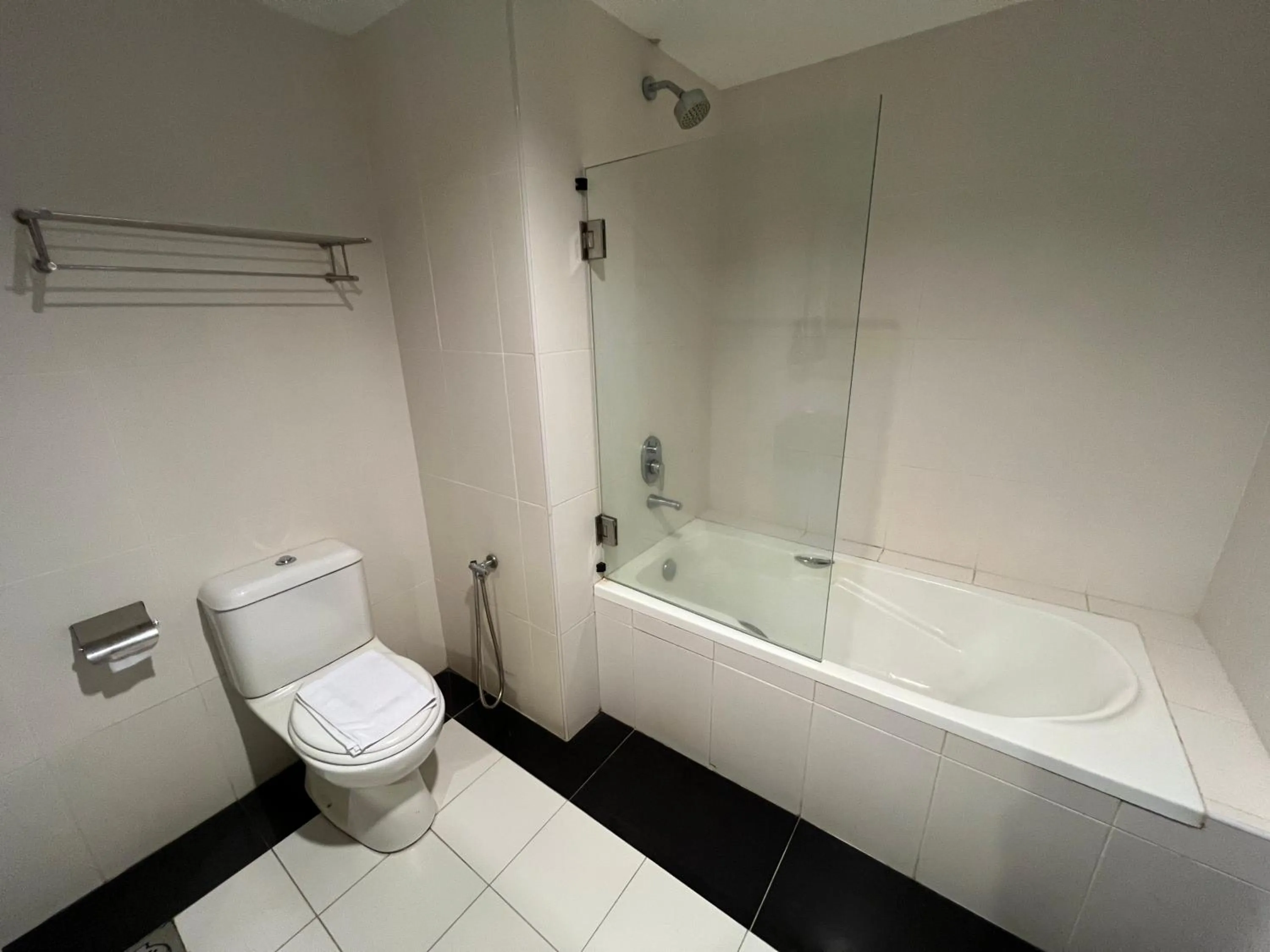 Bathroom in Hotel Yt Midtown Kuala Terengganu