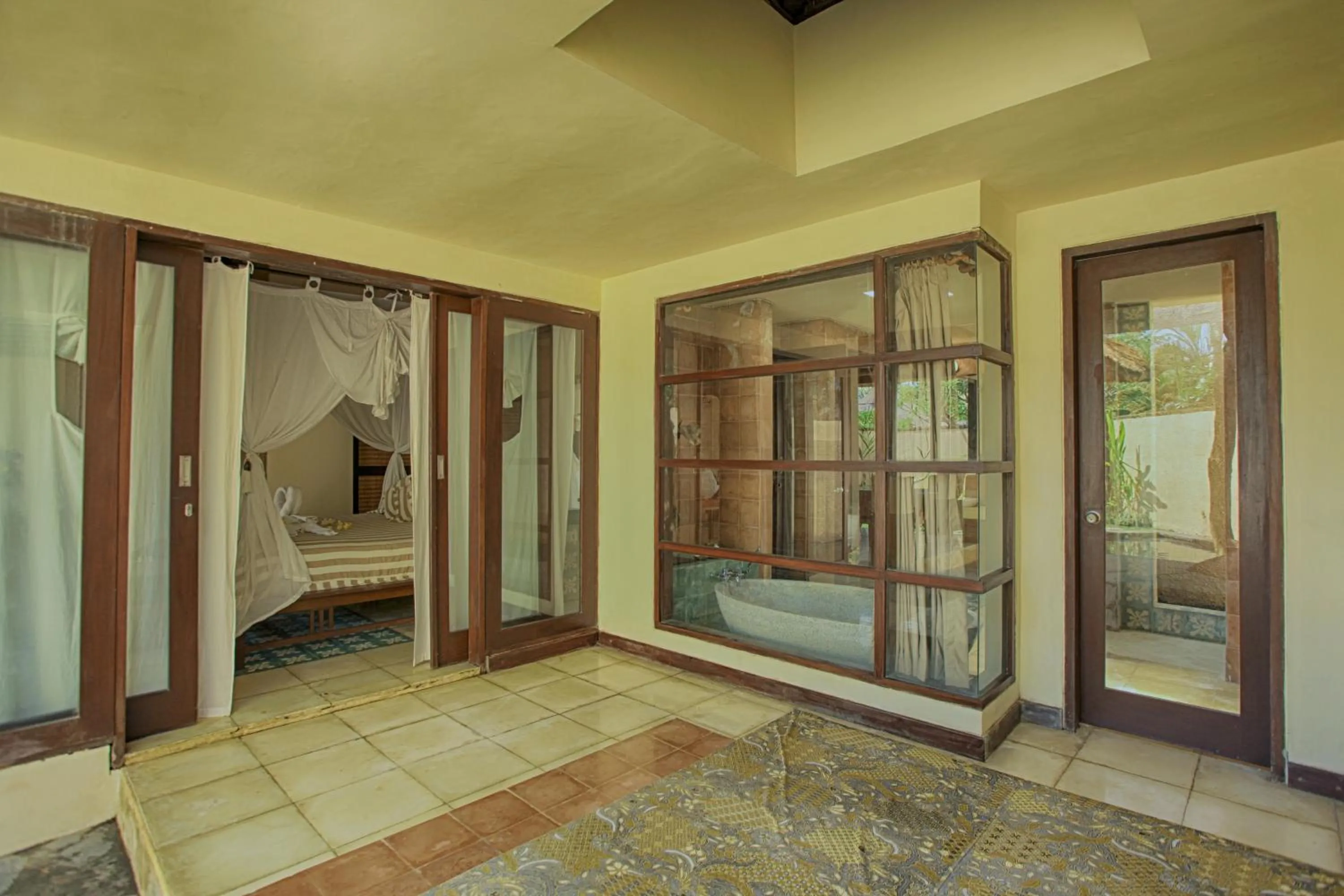 Bed in Visakha Sanur by Puri Signatures