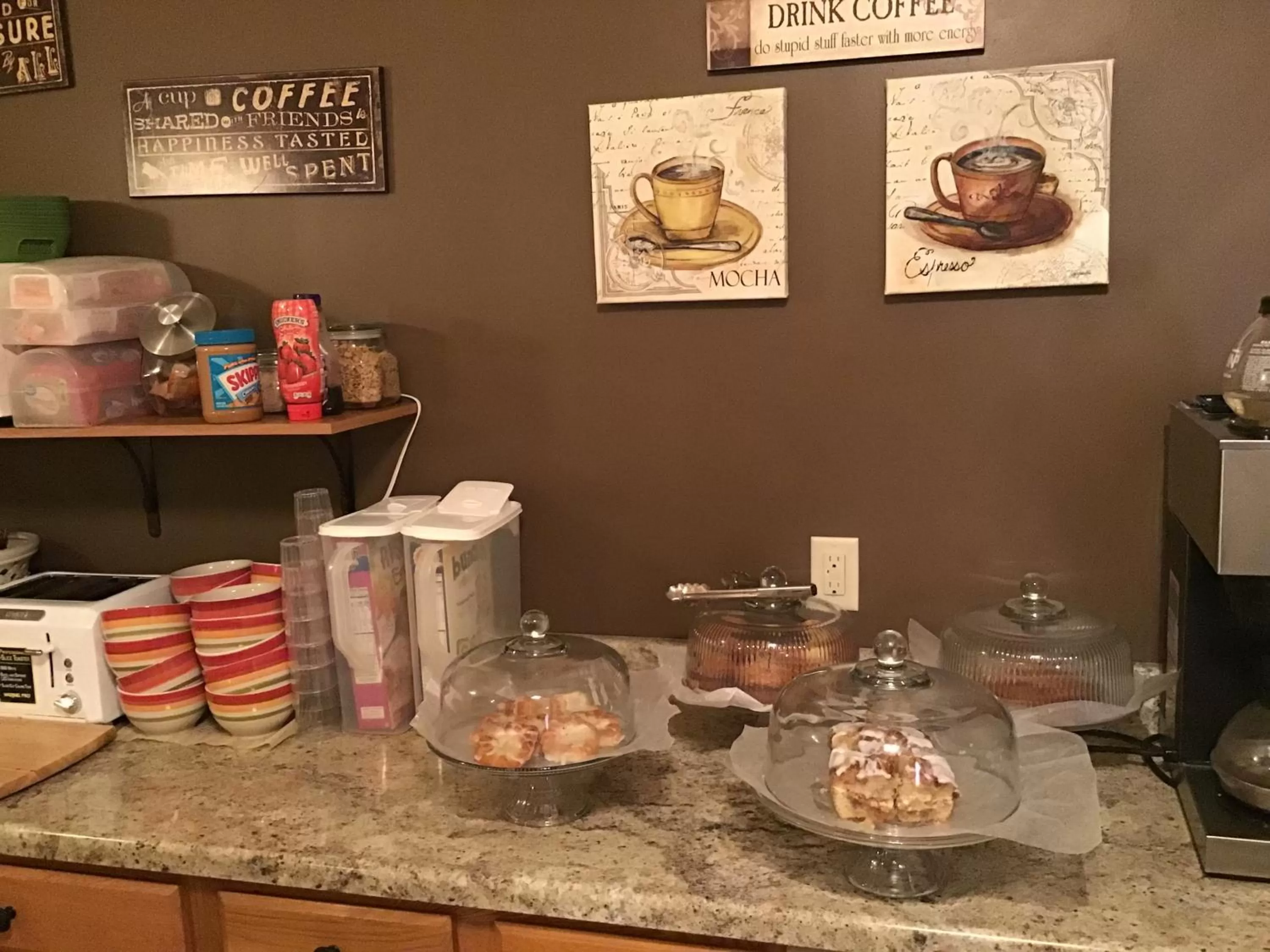 Breakfast in Riverboat Suites