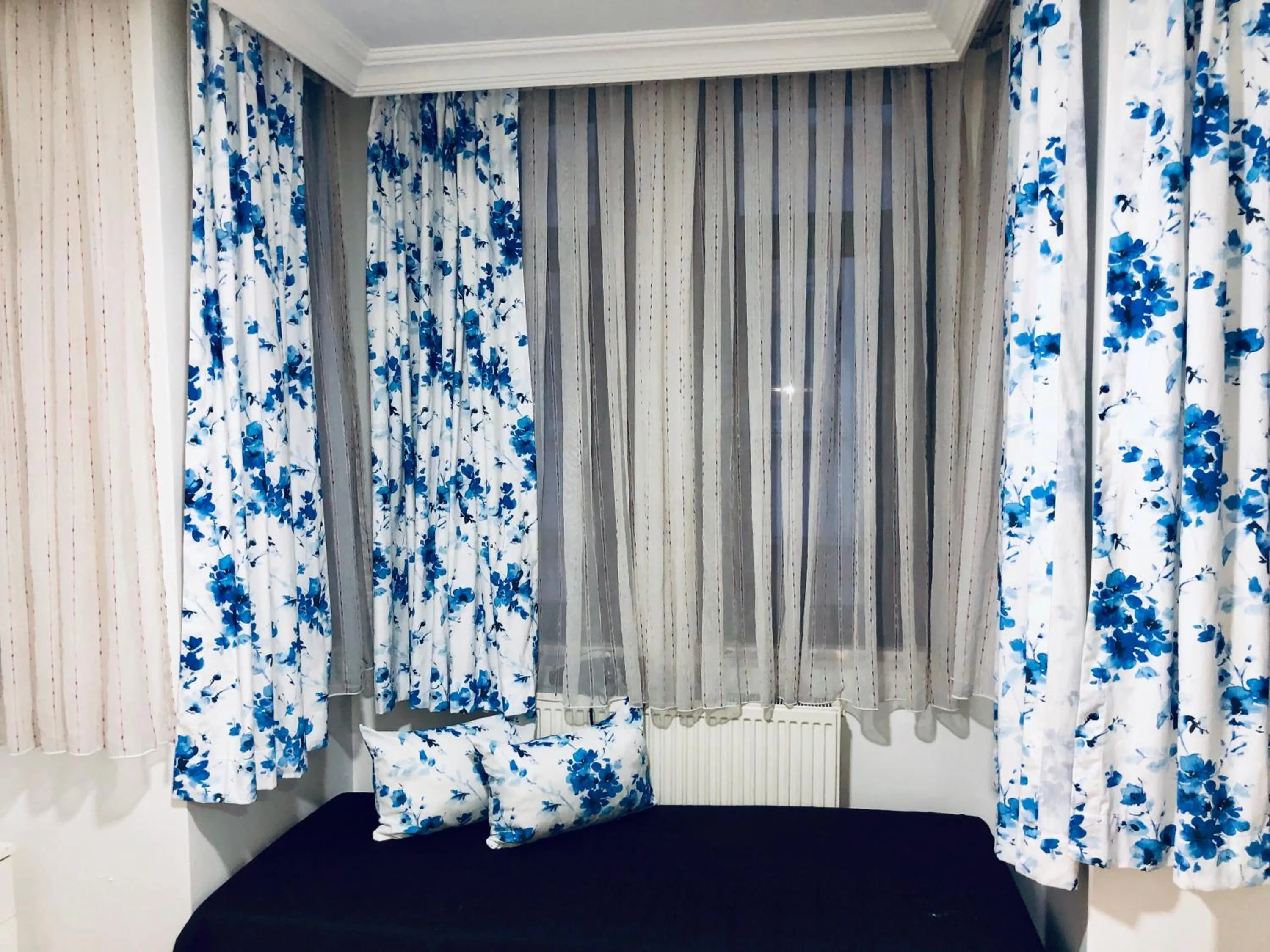 Decorative detail, Bed in The House of Tulpan