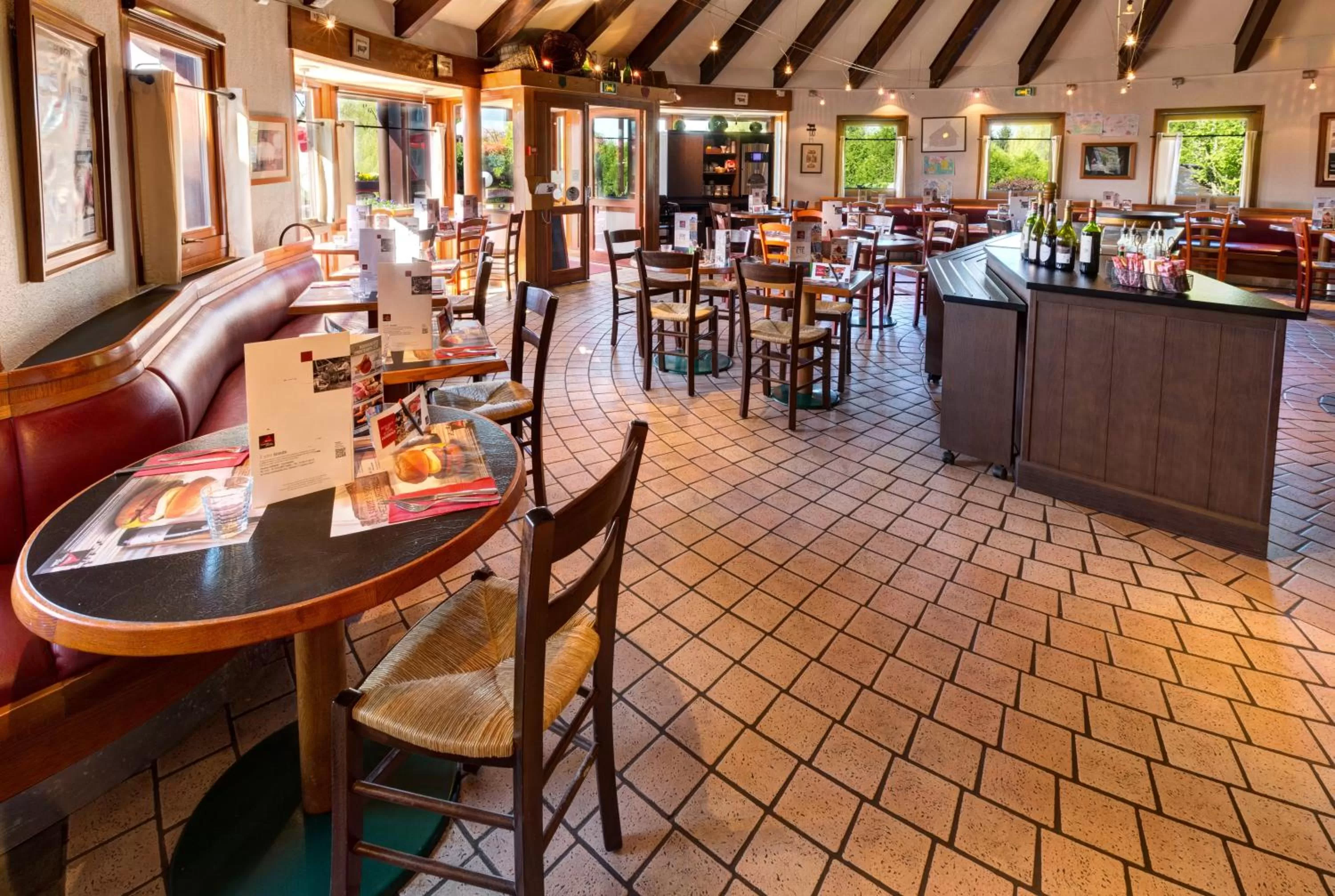 Restaurant/places to eat in ibis Saint Dizier