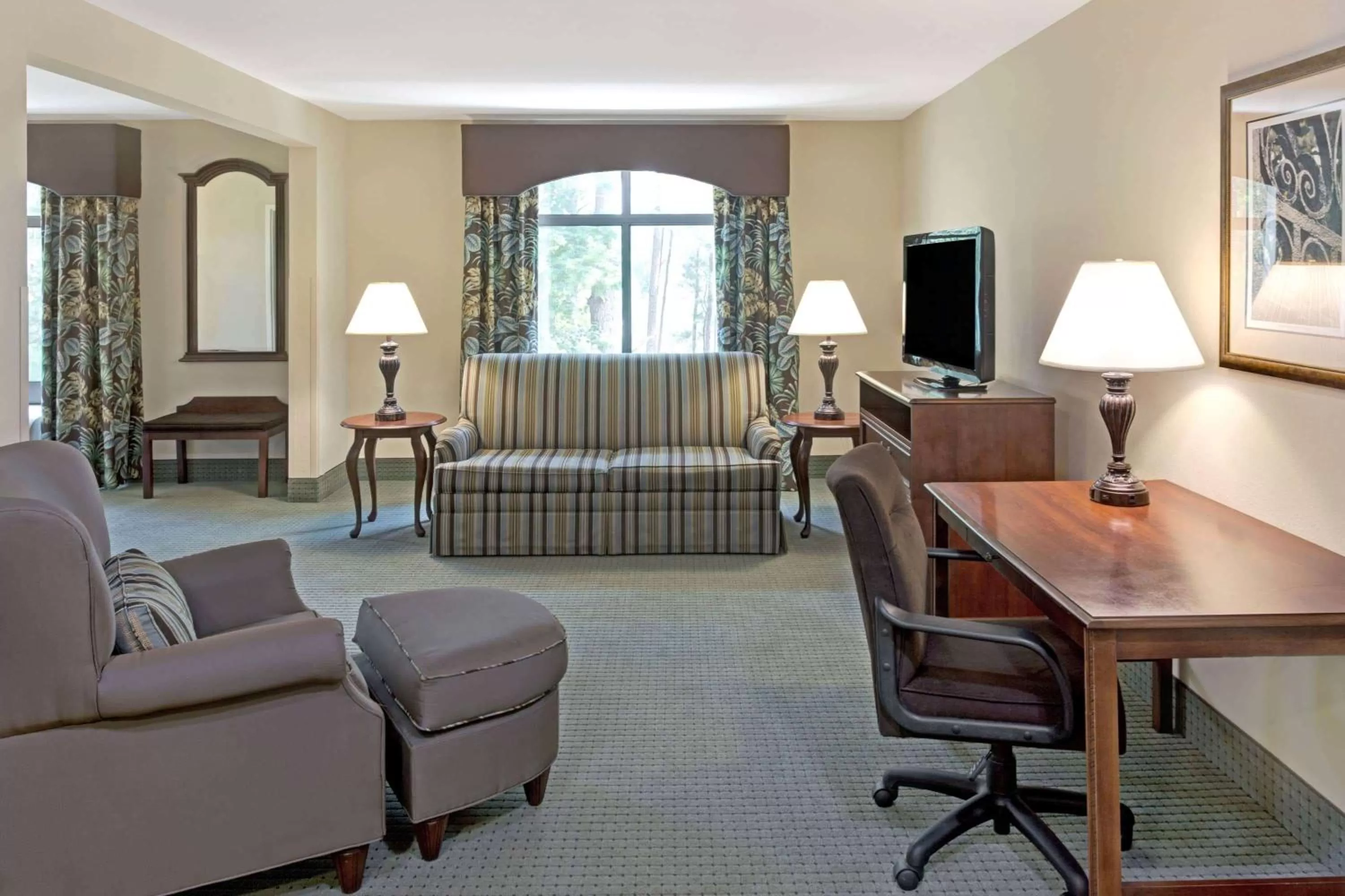 Photo of the whole room in Wingate by Wyndham Charleston Southern University