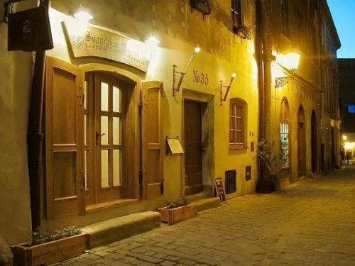 Facade/entrance in Hotel Svambersky dum